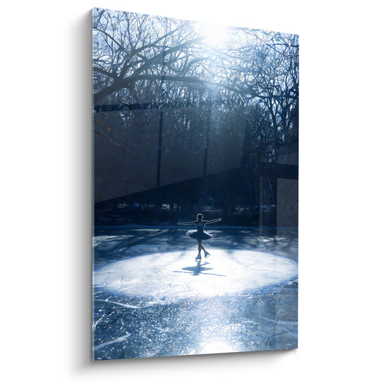 Tableau Patineuse en tutu noir sur glace bleutée - Lumière hivernale - Edition Patinage artistique