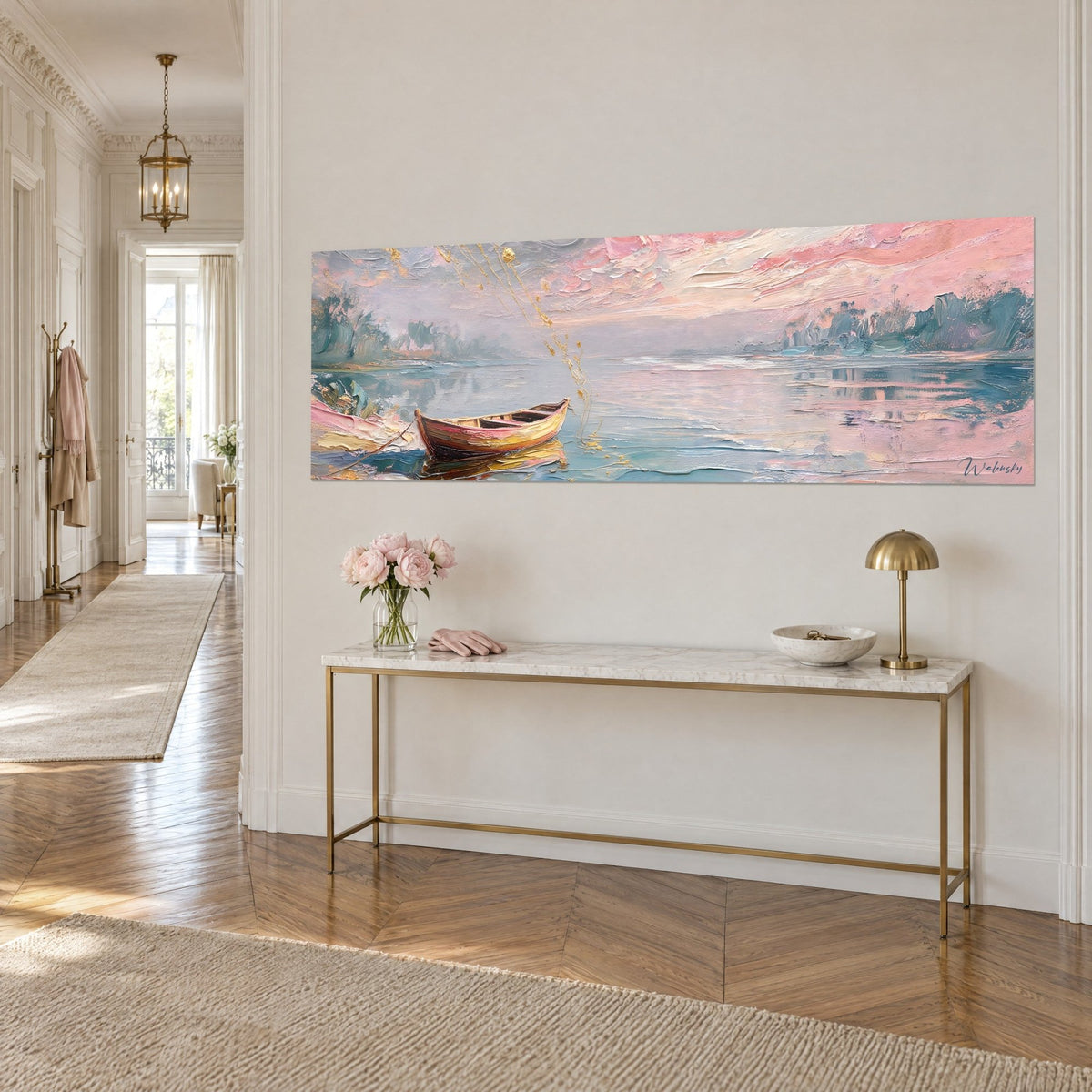 Tableau aube sereine sur un lac, esquif jaune et rose, reflets lilas et turquoise, vu de trois-quarts dans un couloir haussmannien