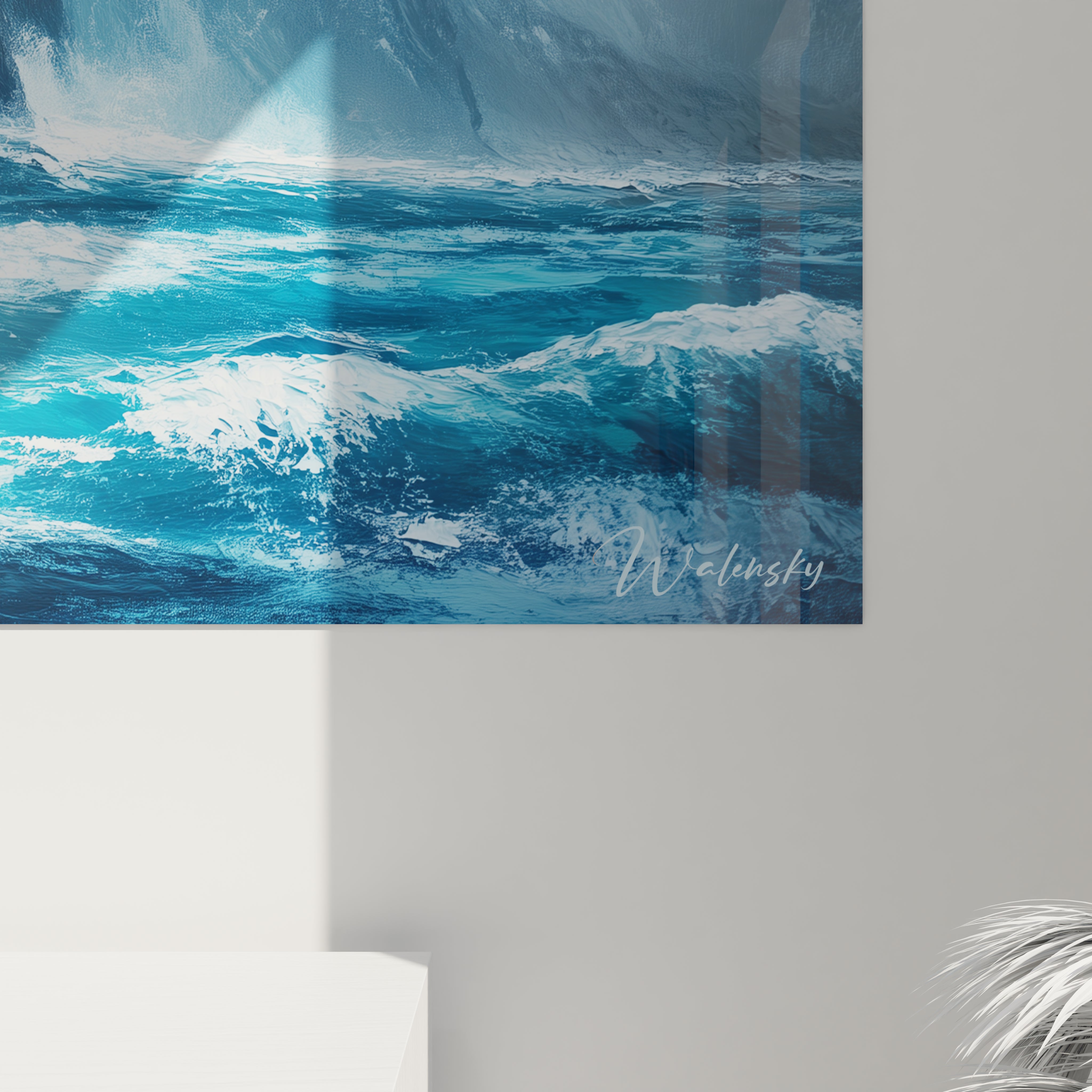 Un tableau océanique saisissant la force de la nature avec des falaises verticales d'où cascade l'eau blanche, entourées d'une mer agitée aux multiples nuances de bleu, des textures en relief pour l'écume et des coups de pinceau expressifs suggérant le mouvement perpétuel des vagues.
