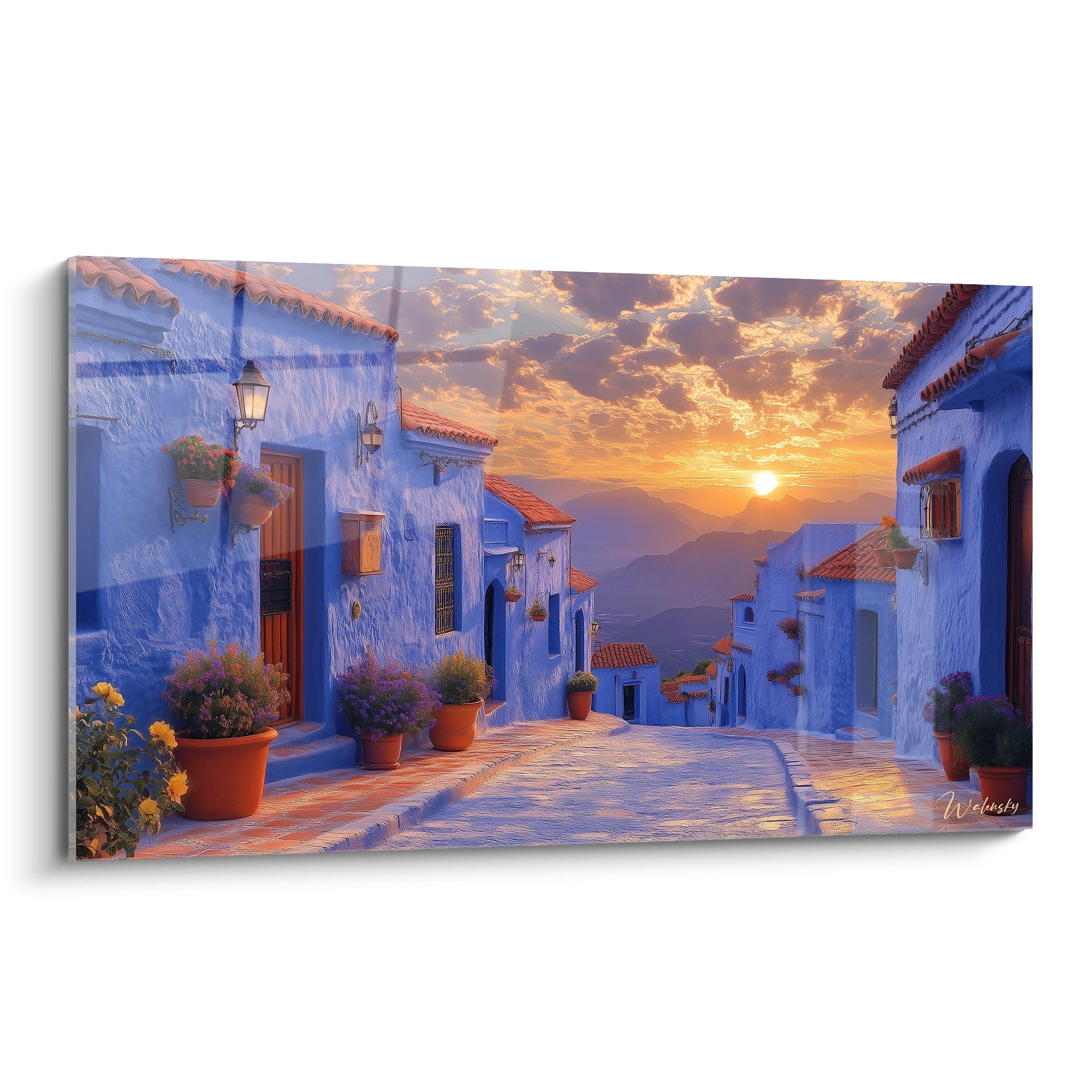 Tableau coucher de soleil représentant une ruelle bordée de maisons bleues avec façades en crépi texturé, ciel crépusculaire orange et rose, pavés réfléchissants.
