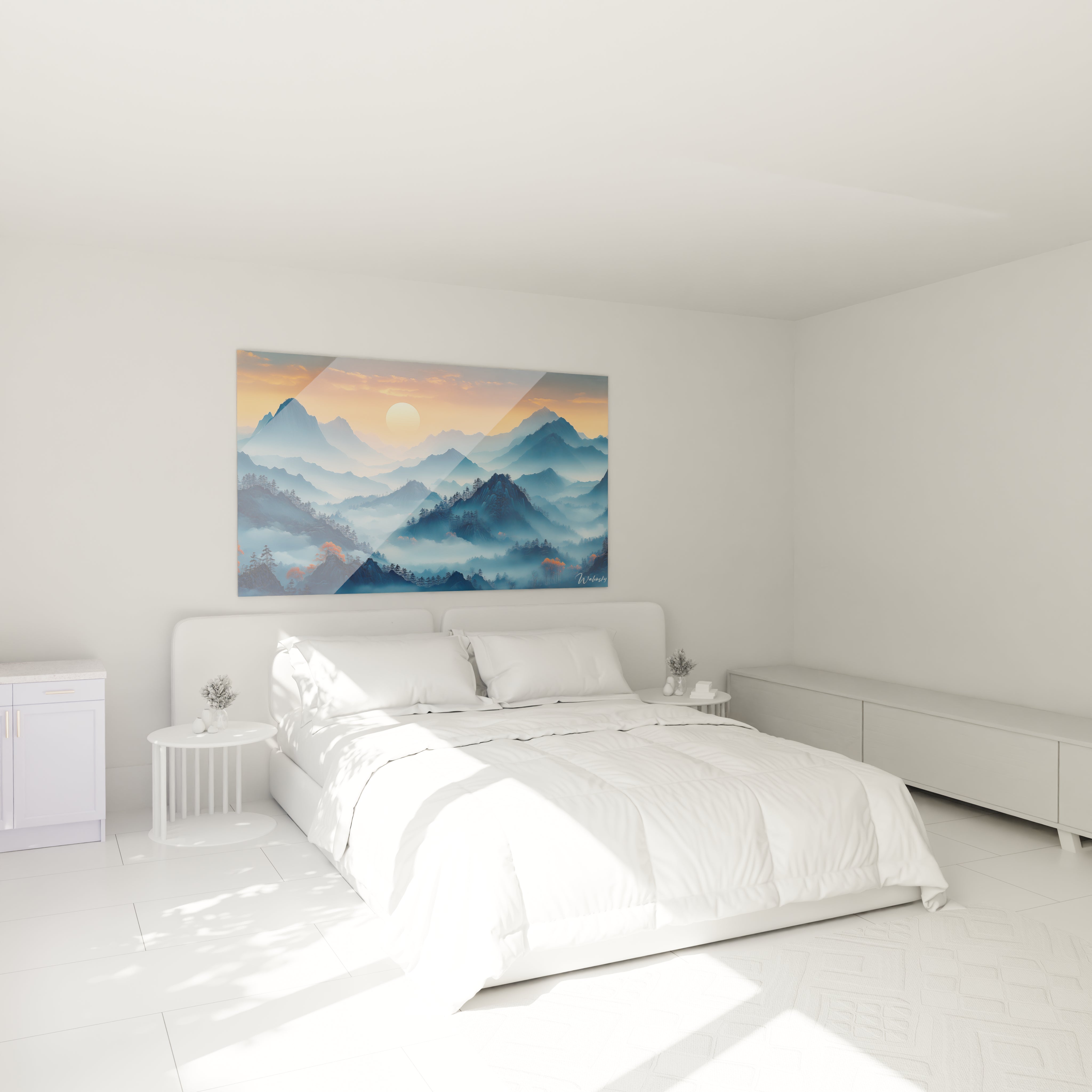 Tableau montagne avec paysage de sommets bleus disposés en couches successives, ciel orangé au lever du soleil, nappes de brume entre les vallées et touches d'orange sur la végétation au premier plan.
