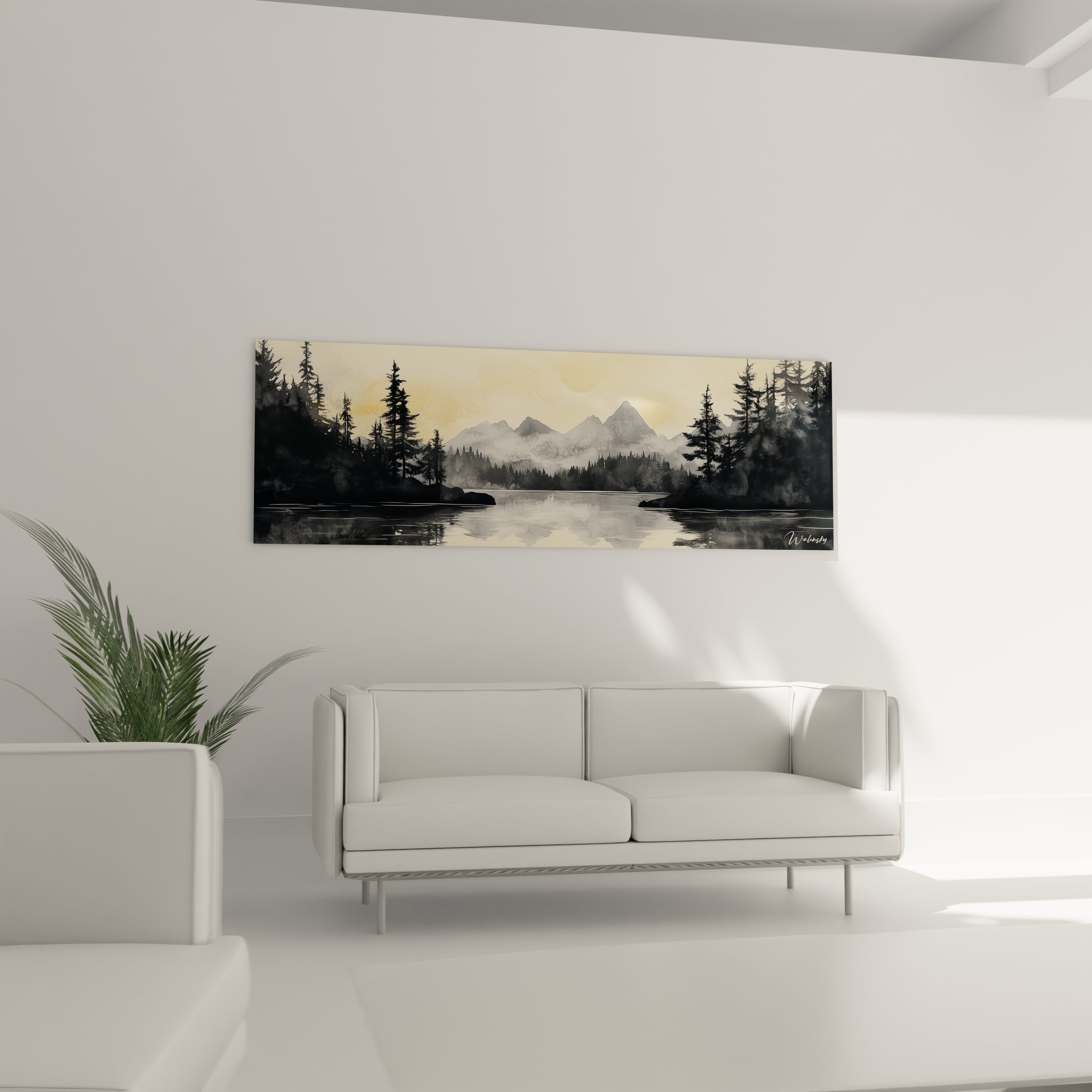Un tableau montagne panoramique illustrant un paysage alpin au lever du soleil, avec des silhouettes d'arbres sombres entourant un lac paisible, un ciel doré contrastant avec des montagnes grises, et des effets de lavis créant une impression de brume matinale.
