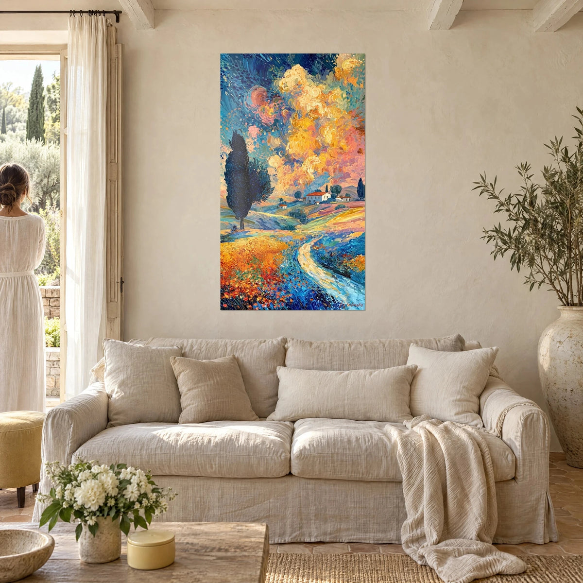 Quadro cipresso blu notte e nuvole dorate in puntinismo, sentiero tortuoso, sopra un divano in un soggiorno luminoso