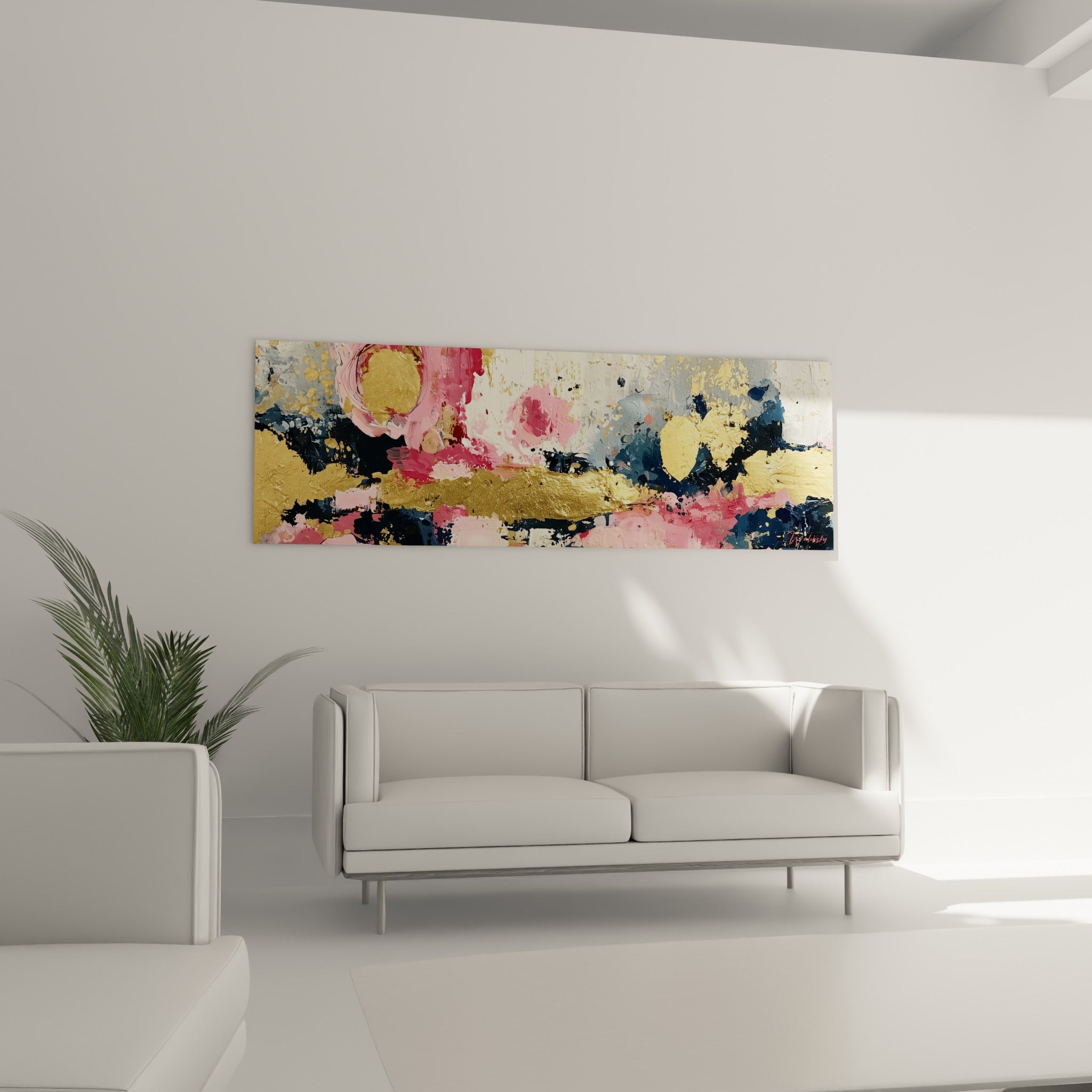 Composition florale rose et bleu marine de ce style Peinture abstrait, au-dessus d'un canapé dans un salon lumineux