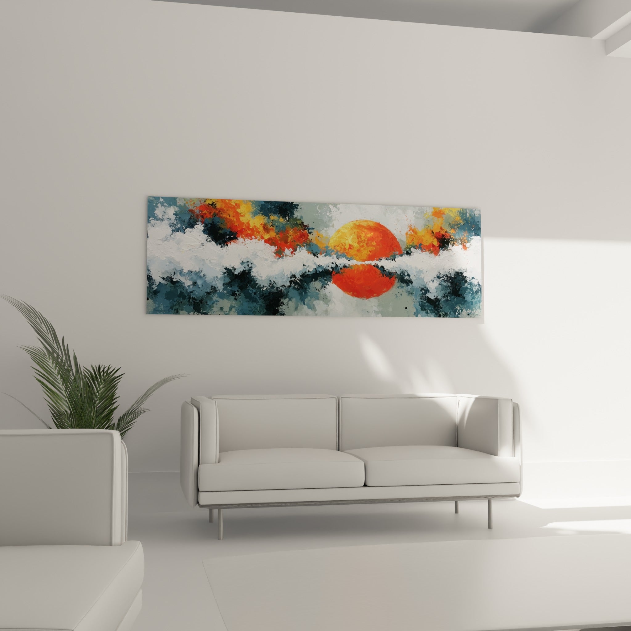 Reflet orange sur fond anthracite et blanc écumeux, œuvre suspendue au-dessus d'un canapé dans un salon lumineux