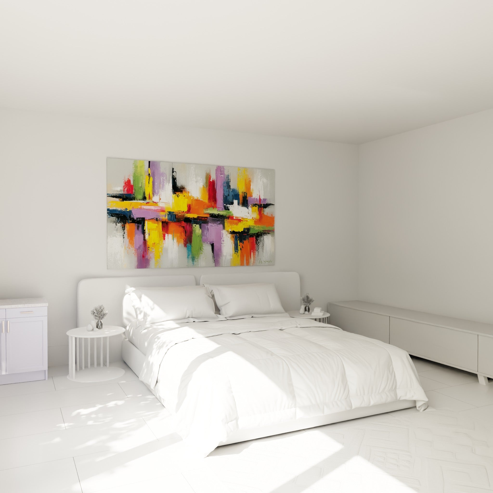 Blocs colorés orange et violets composant une skyline abstraite, accrochés au-dessus d'un lit dans une chambre claire