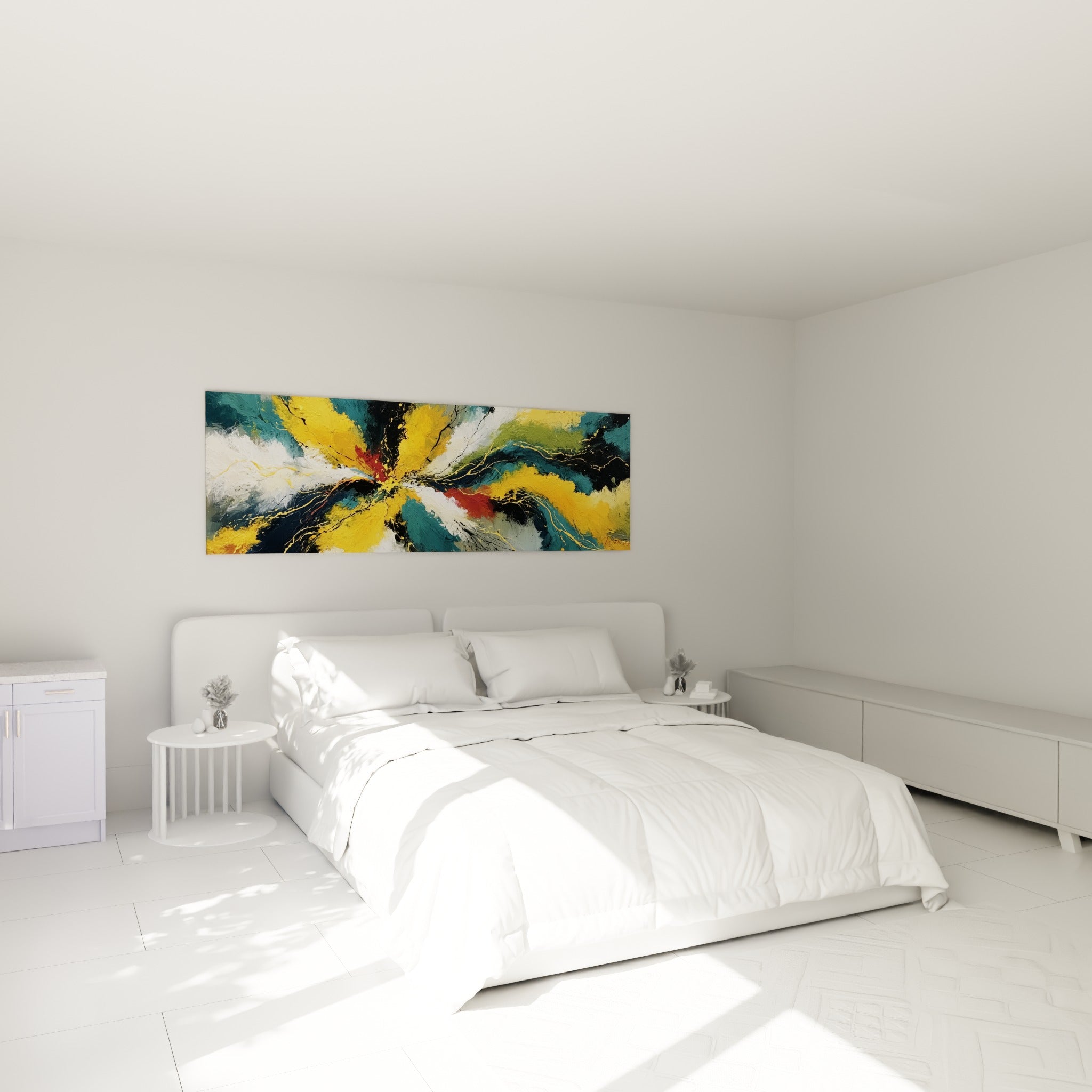 Tourbillon doré et bleu canard traversé de blanc cassé, accroché au-dessus d'un lit dans une chambre claire