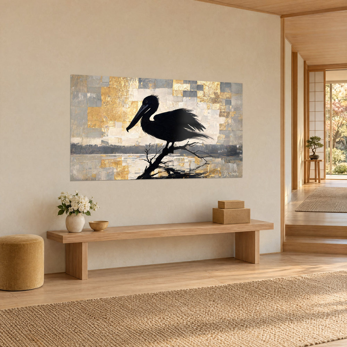 Πίνακας πουλιού με μακρύ ράμφος σκαρφαλωμένου, πτέρωμα από μελάνι σε χρυσά και ιβουάρ τετράγωνα, ξύλινος πάγκος, είσοδος japandi σε όψη τρίτου τετάρτου