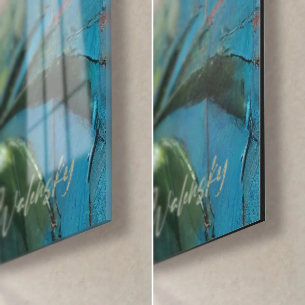 Schilderij vrouw met tulband, rechtsonder: glanzend acrylglas links, mat Dibond rechts, turquoise en groene achtergrond