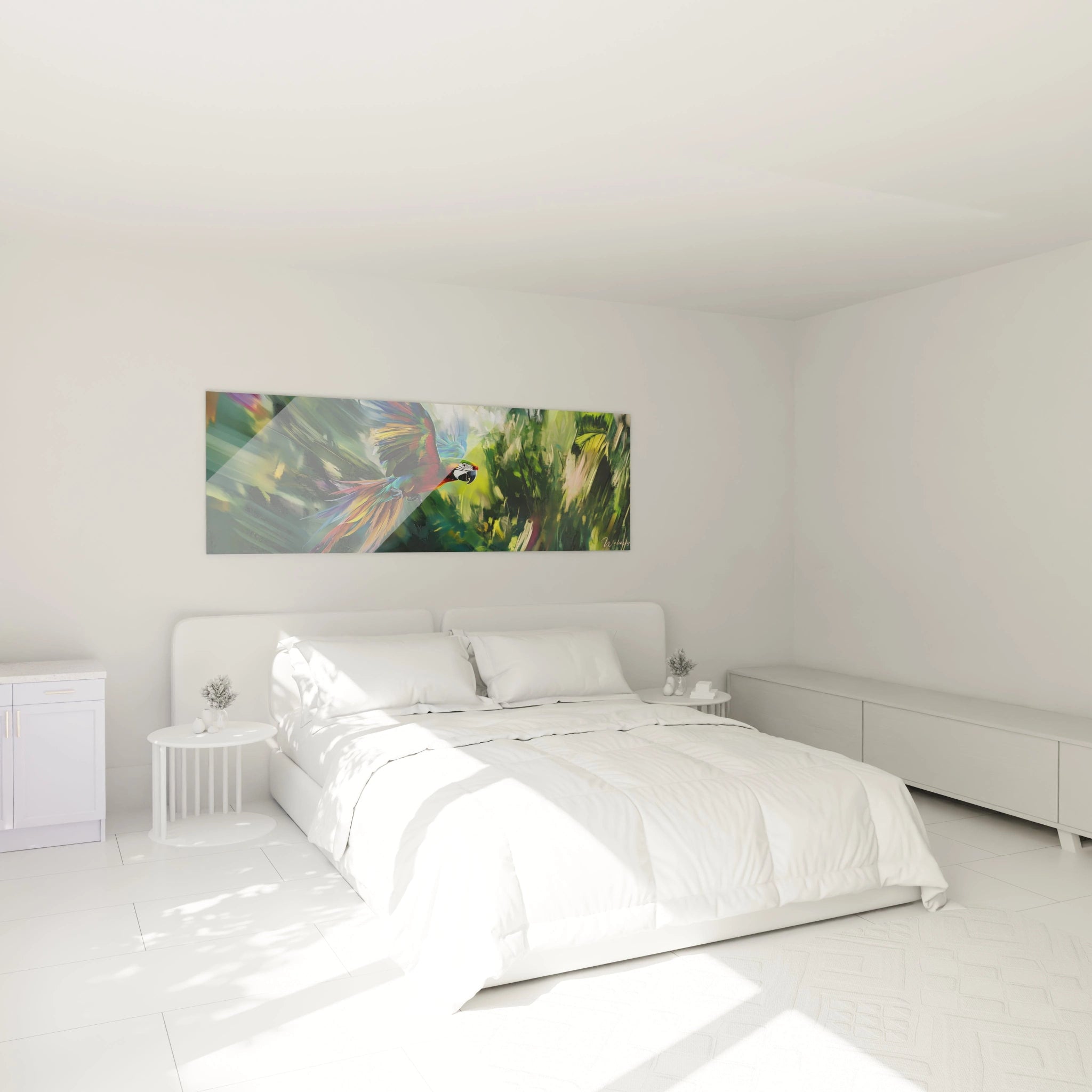 Tableau perroquet Walensky coloré accroché au-dessus d'un lit moderne dans une chambre minimaliste blanche