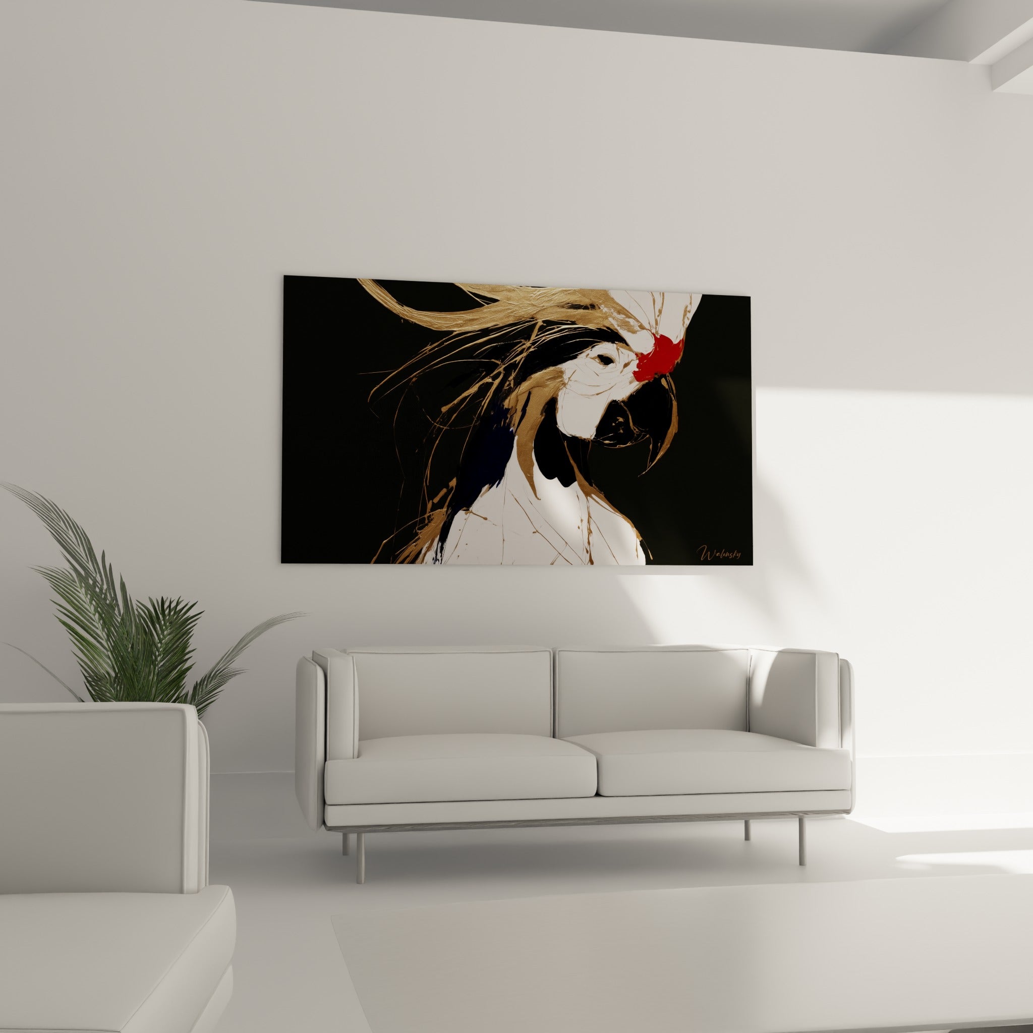 Perroquet anthracite et doré aux mèches vibrantes accroché au-dessus d'un canapé dans un salon lumineux