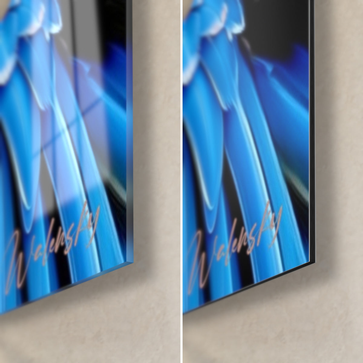 Wall art of an exotic azure-feathered bird, bottom right corner: glossy acrylic glass on the left, matte Dibond aluminum on the right