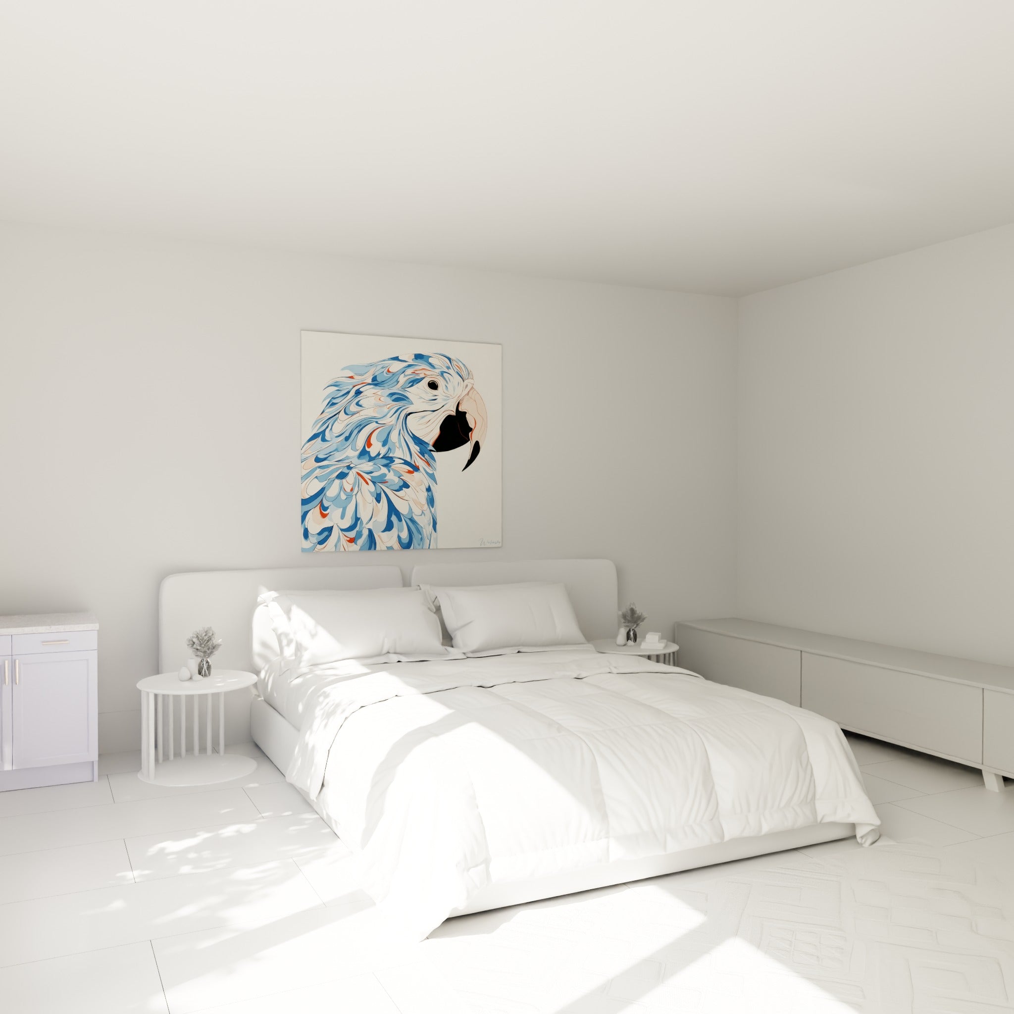Perroquet aux plumes bleu ciel et terracotta ondulantes, au-dessus d'un lit dans une chambre claire