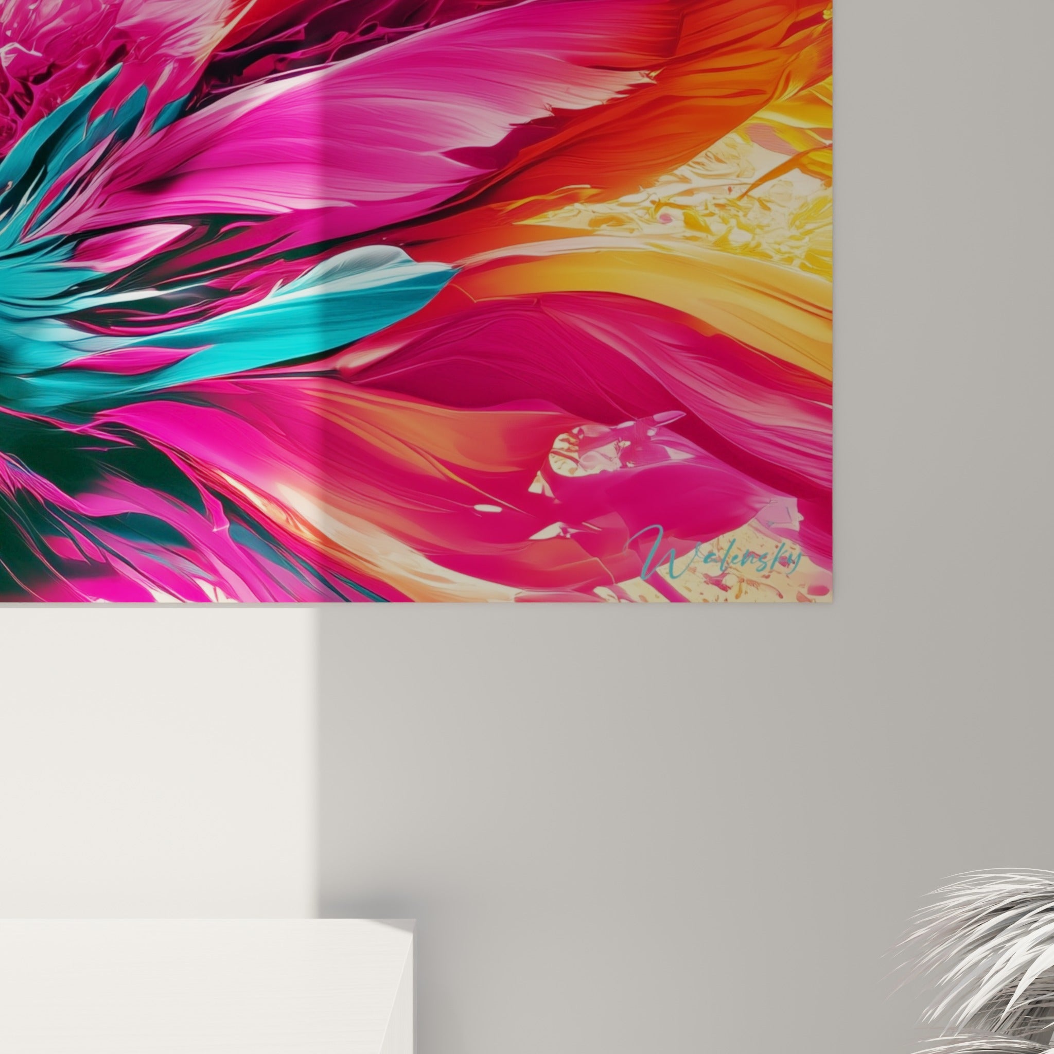 Empâtements colorés en fuchsia et turquoise se mêlant en coulures autour du plumage orange de l'ara