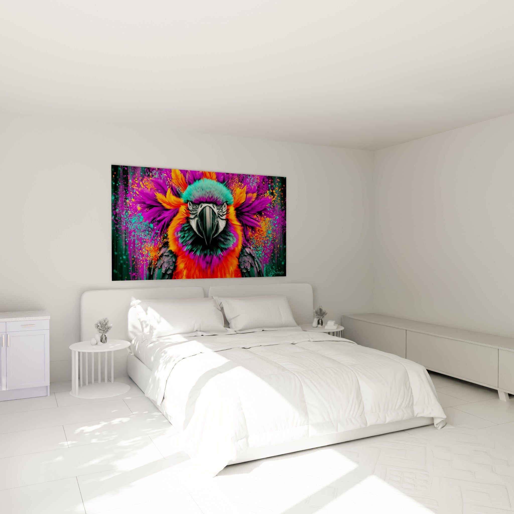 Perroquet aux couleurs vives orange et magenta accroché au-dessus d'un lit dans une chambre claire