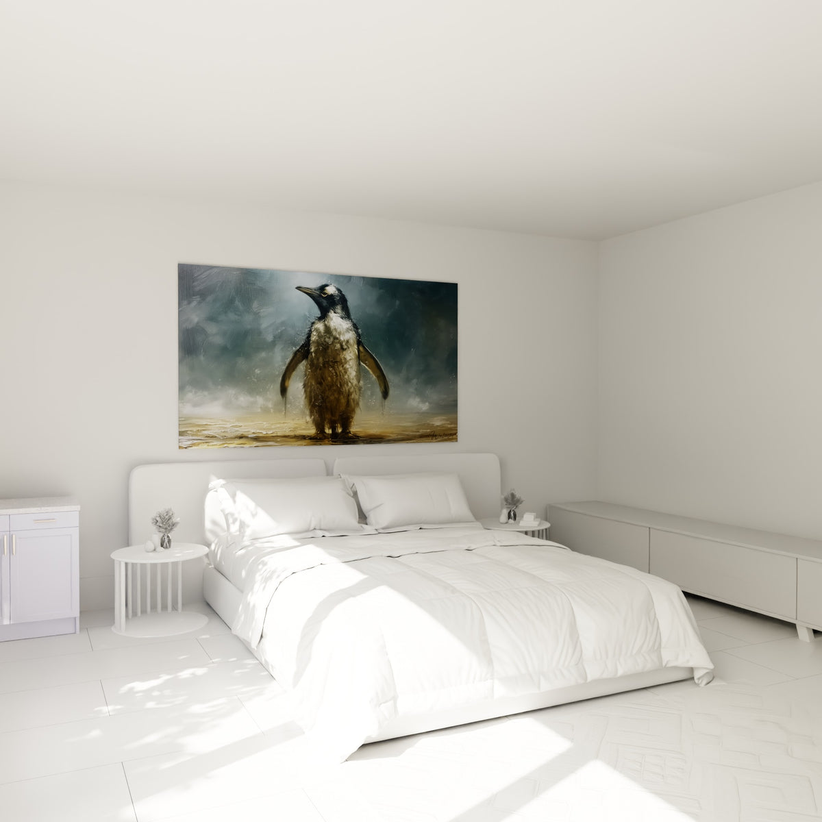 Silhouette de pingouin doré et anthracite au-dessus d'un lit dans une chambre claire