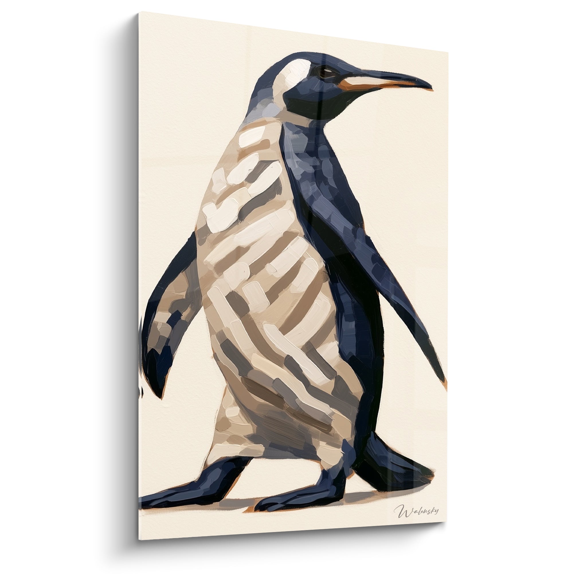 Pingouin bleu marine et ivoire marchant, plumage texturé peint au couteau sur fond crème.