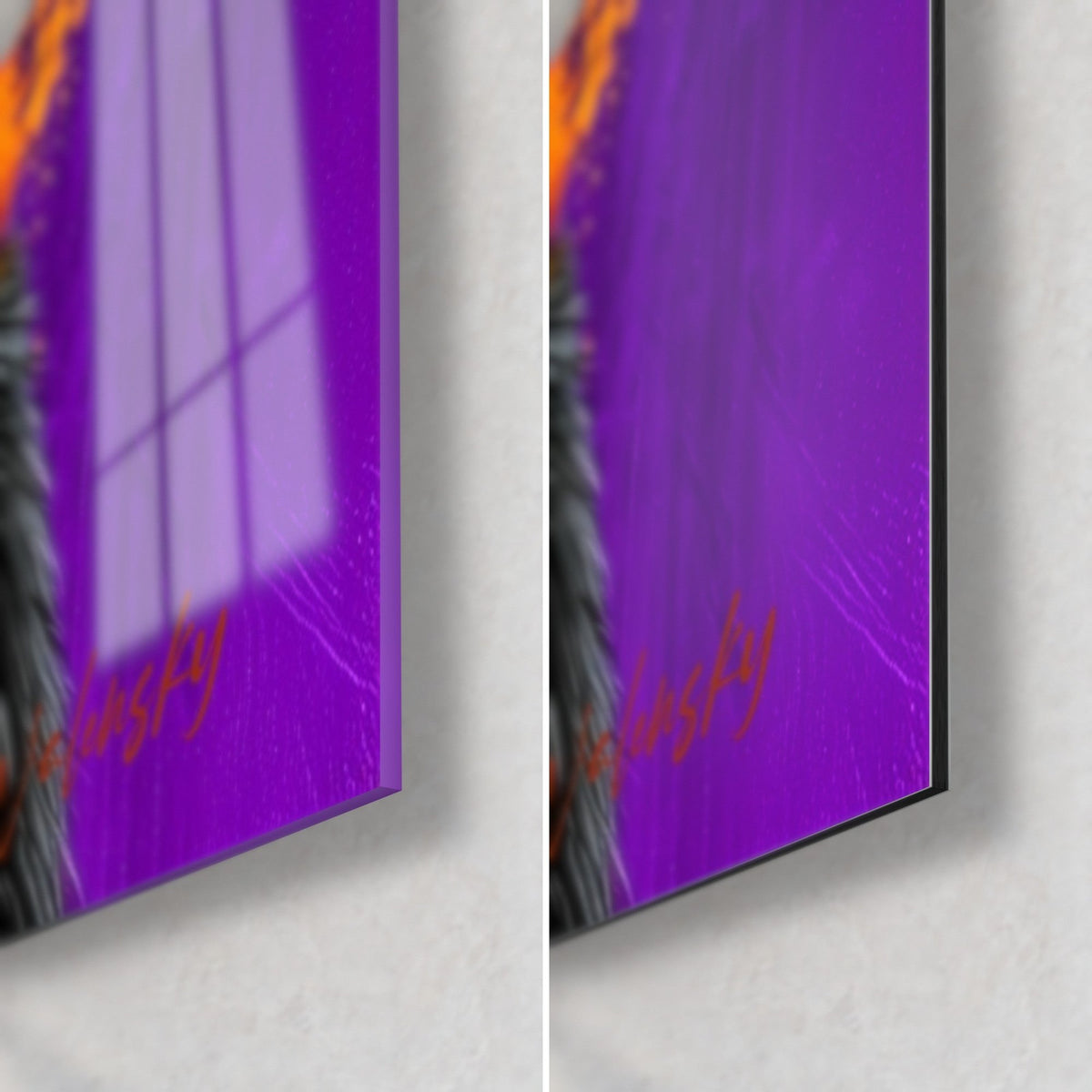 Schilderij pinguïn met paarse muts, rechtsonder: glanzend acrylglas links, mat Dibond-aluminium rechts, oranje handtekening en rand van 3 mm