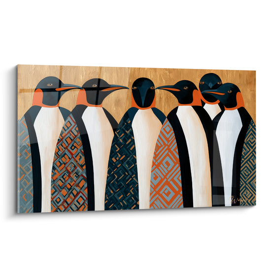Six manchots impériaux aux plumages géométriques bleu marine et terracotta sur fond doré