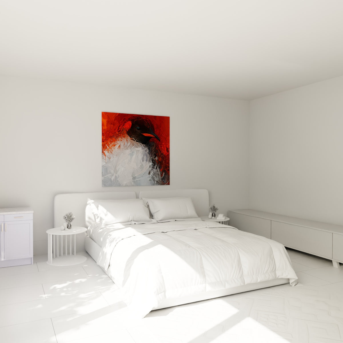 Bec orange et plumage blanc du pingouin sur fond rouge flamboyant, accroché au-dessus d'un lit dans une chambre claire
