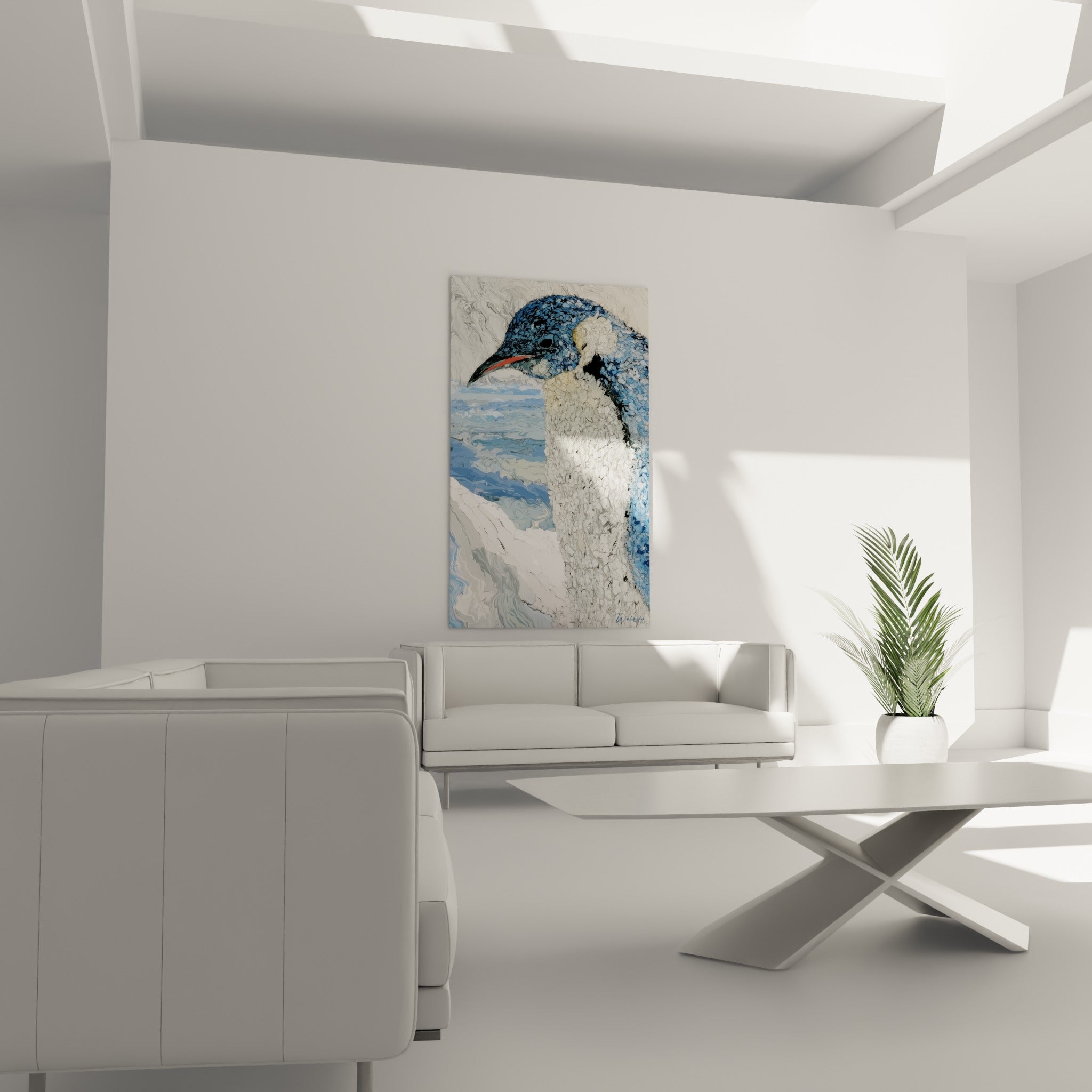 Oiseau polaire aux teintes bleu marine et blanc cassé, au-dessus d'un canapé dans un salon lumineux