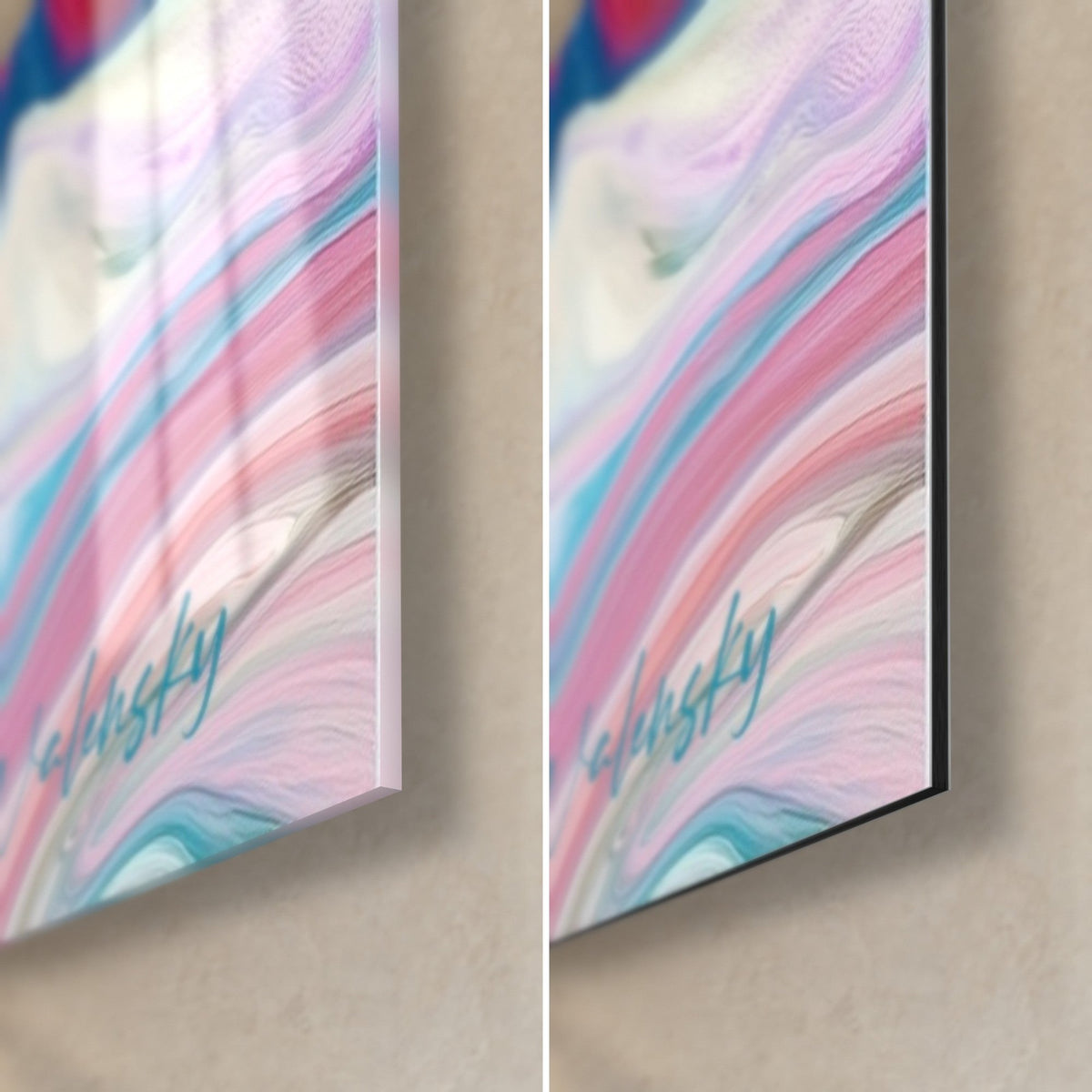 Quadro pinguino in pittura fluida turchese e rosa, angolo in basso a destra: vetro lucido a sinistra, Dibond opaco a destra
