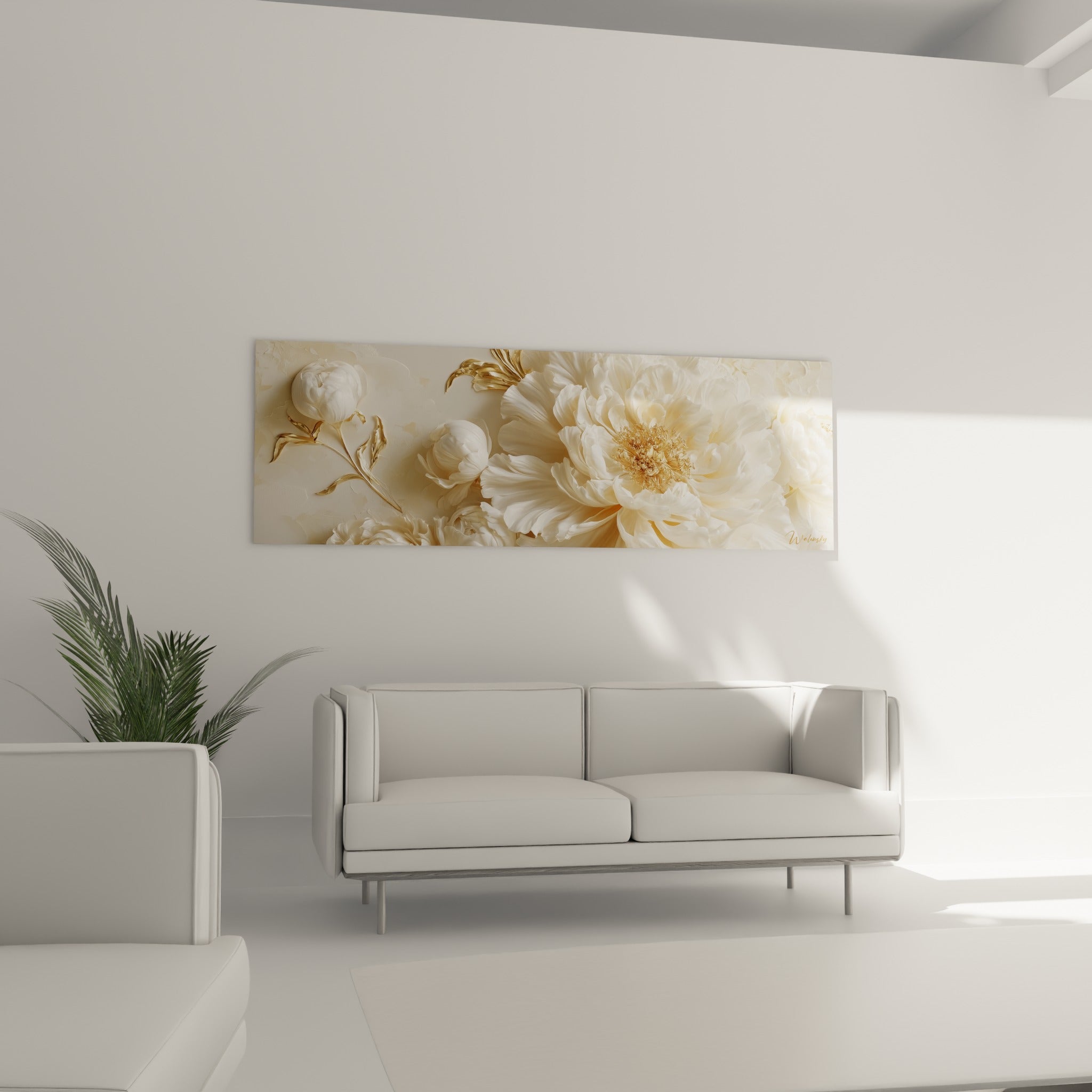 Corolle de pivoine blanche aux reflets dorés, au-dessus d'un canapé dans un salon lumineux