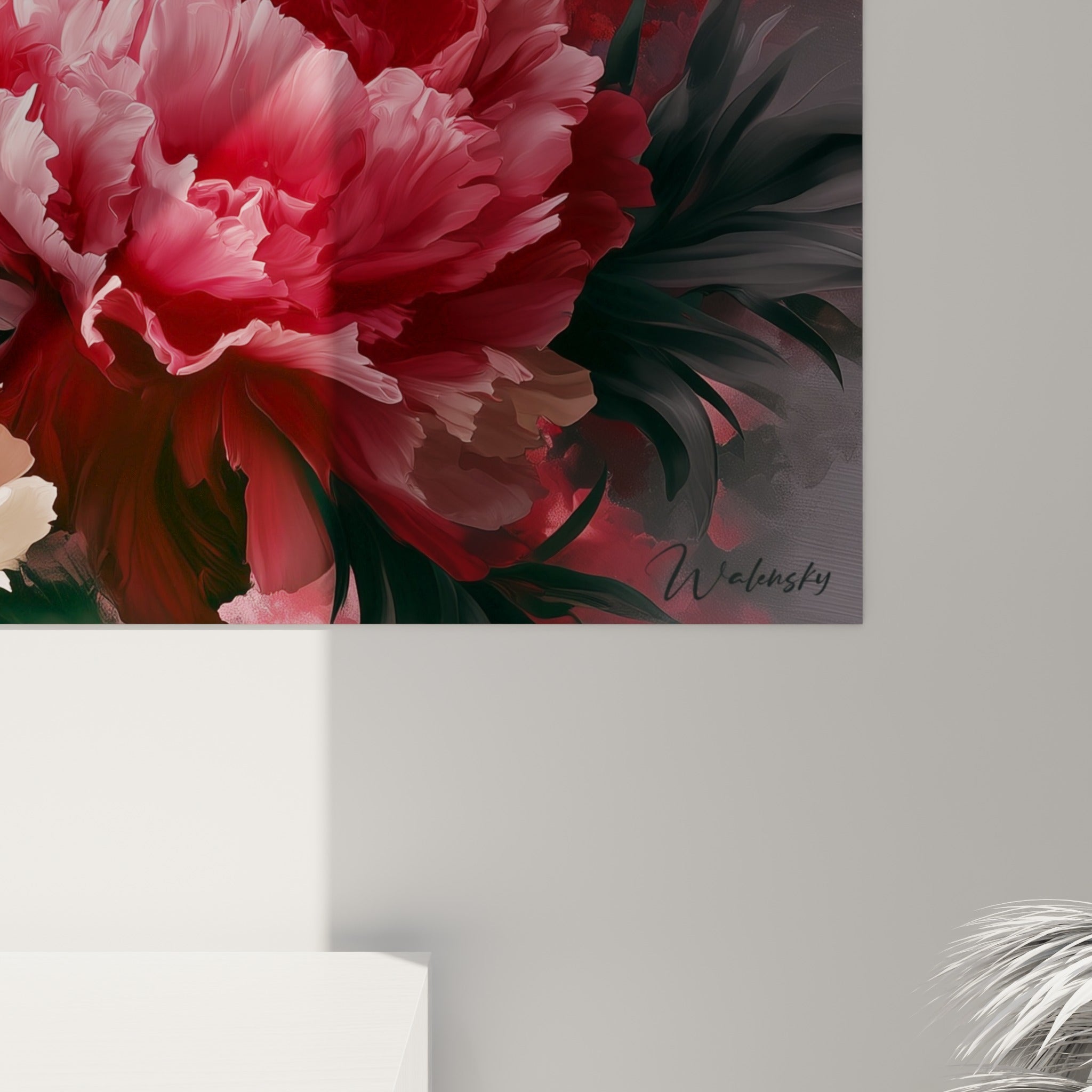 Détail des pétales de pivoine où le rouge carmin et le blanc nacré se mêlent en empâtements texturés