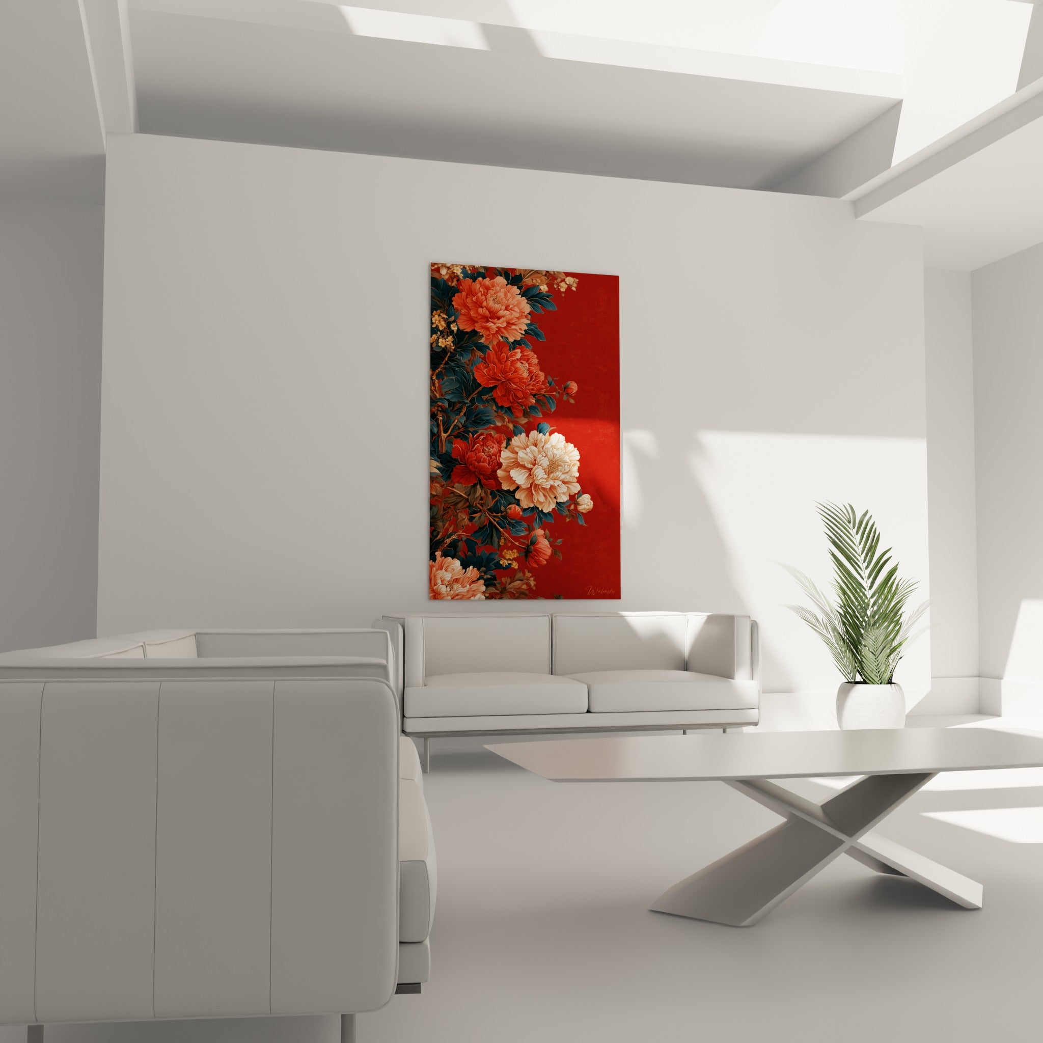 Pivoines rouge vermillon et crème aux feuillages bleu pétrole placées au-dessus d'un canapé dans un salon lumineux