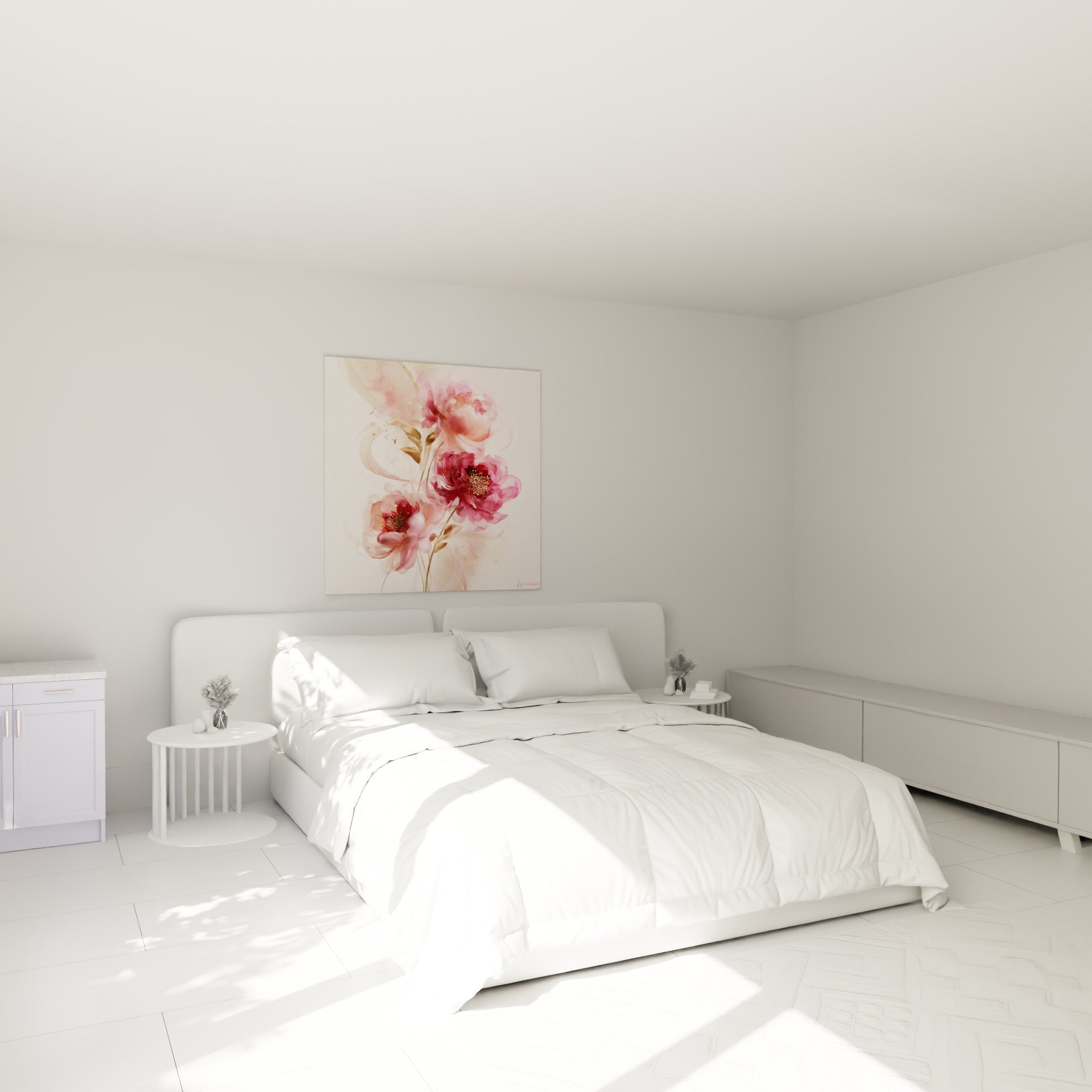 Bouquet de pivoines rose pâle et bordeaux au-dessus d'un lit dans une chambre claire