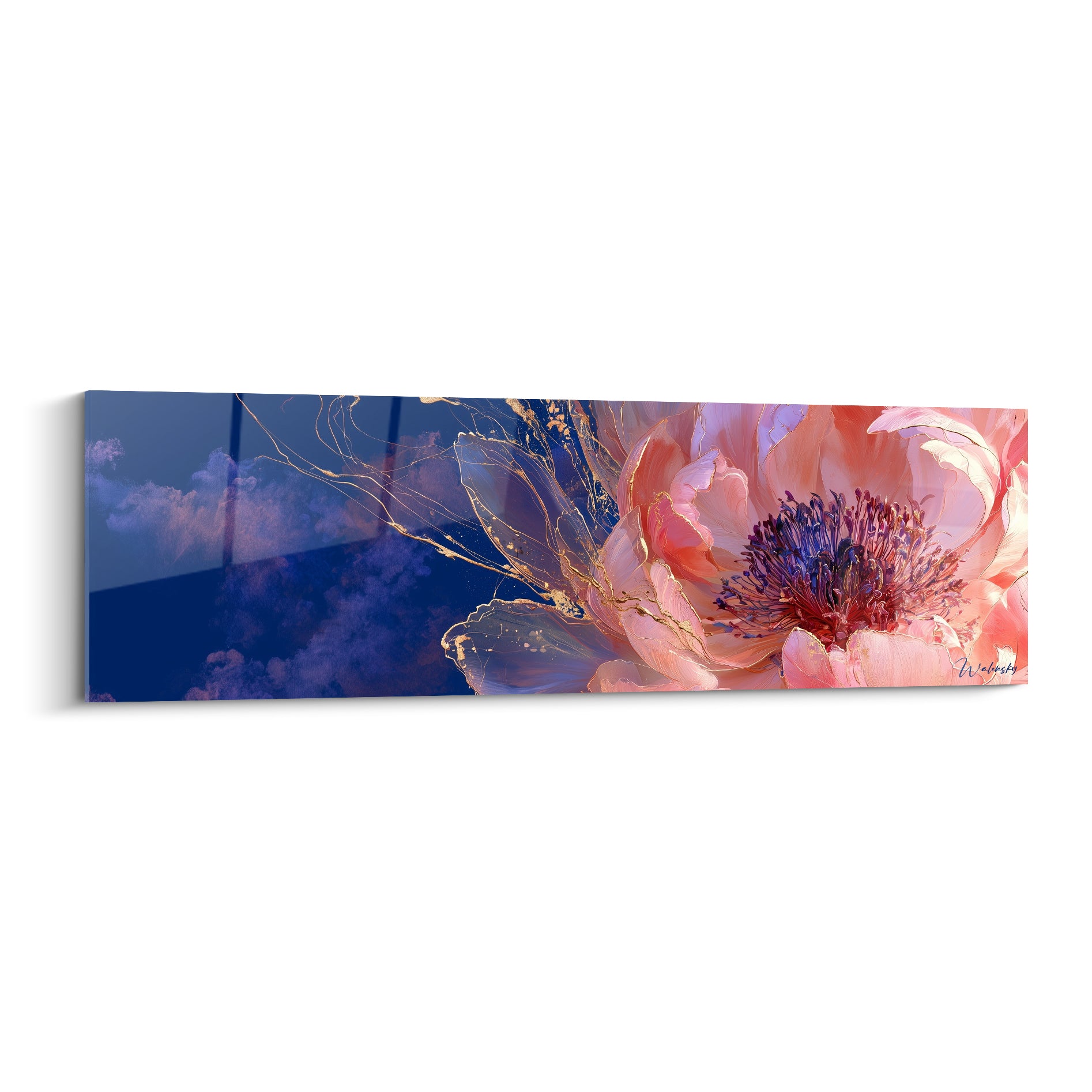 Pivoine rose corail aux pétales déployés sur fond bleu marine, filaments dorés et cœur pourpre lumineux