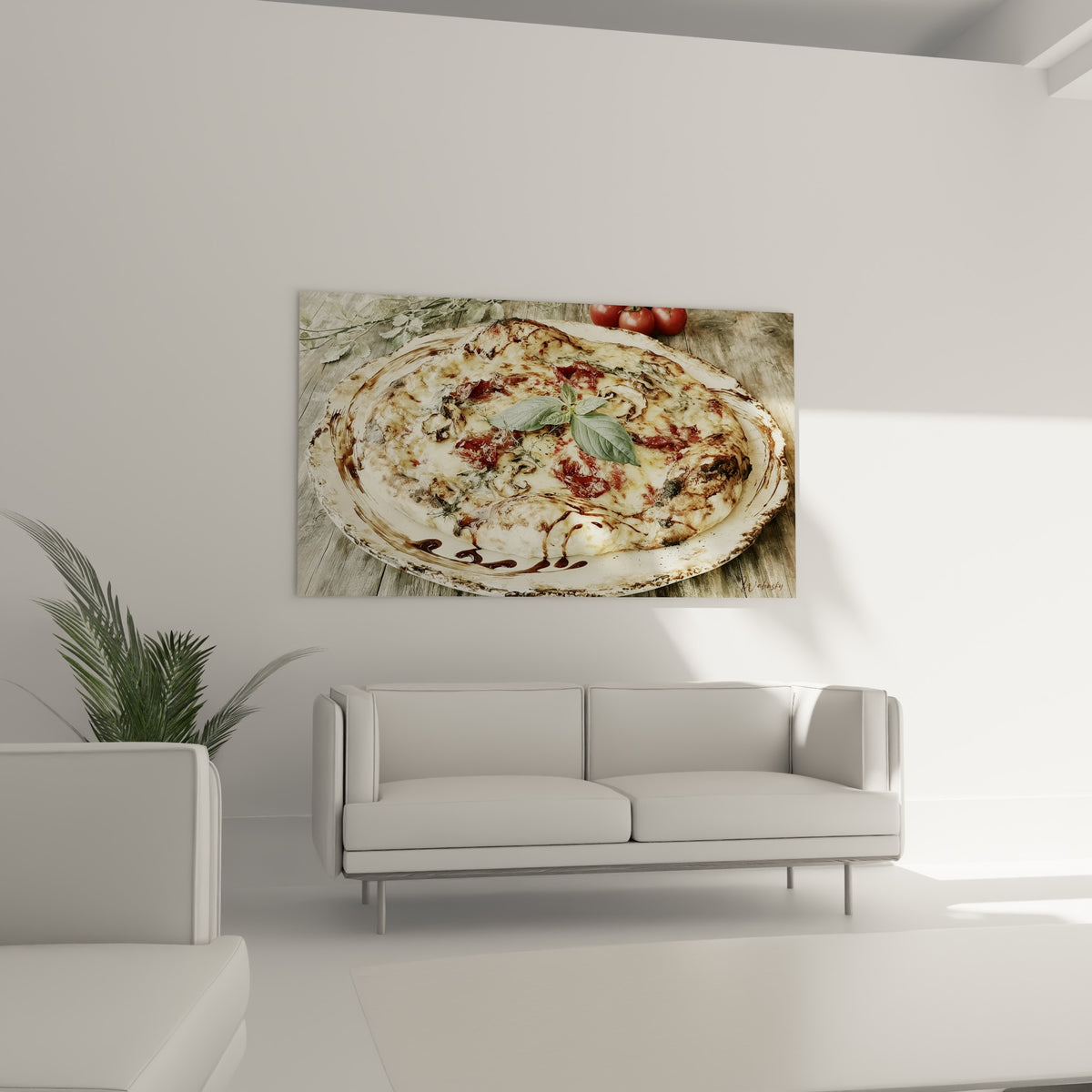 Pizza gourmande crème et brun caramel accrochée au-dessus d'un canapé dans un salon lumineux