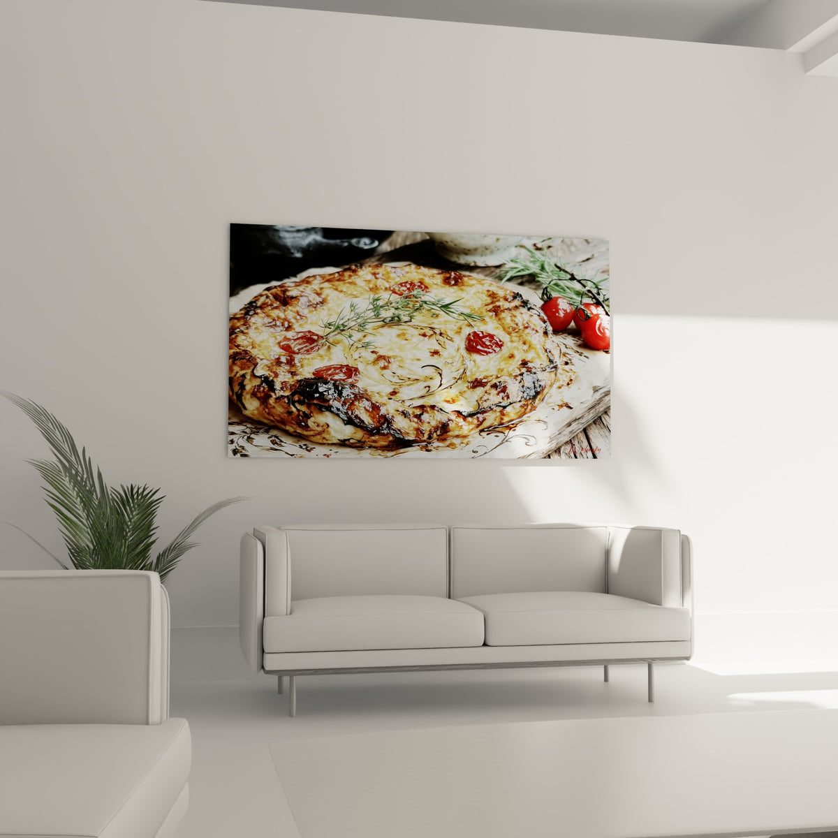 Fromage fondu doré et romarin frais garnissant une pizza rustique, au-dessus d'un canapé dans un salon lumineux