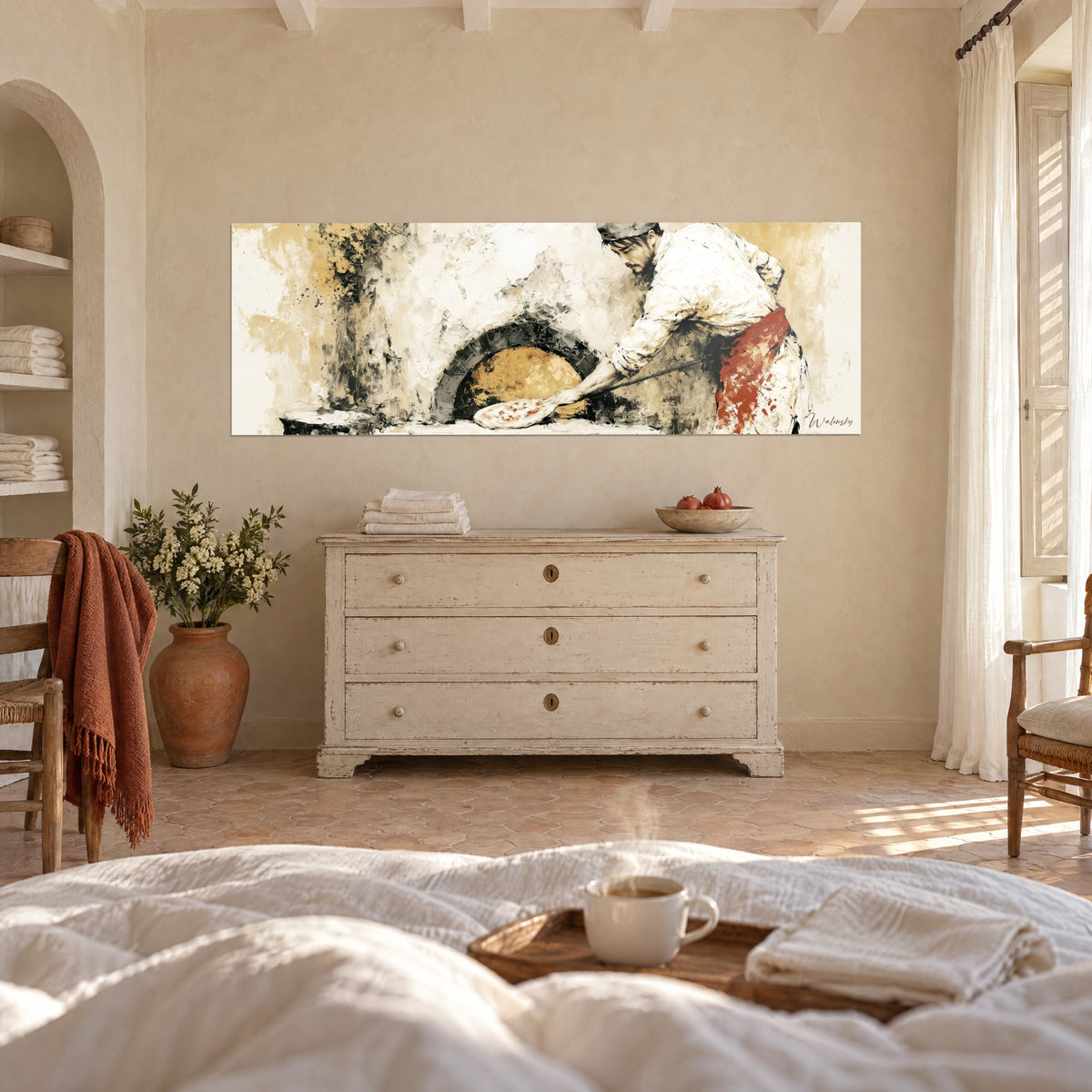 Tableau artisan pizzaiolo au four à bois voûté, tablier rouge, pierre ocre et blanc cassé, au-dessus d'un lit dans une chambre claire