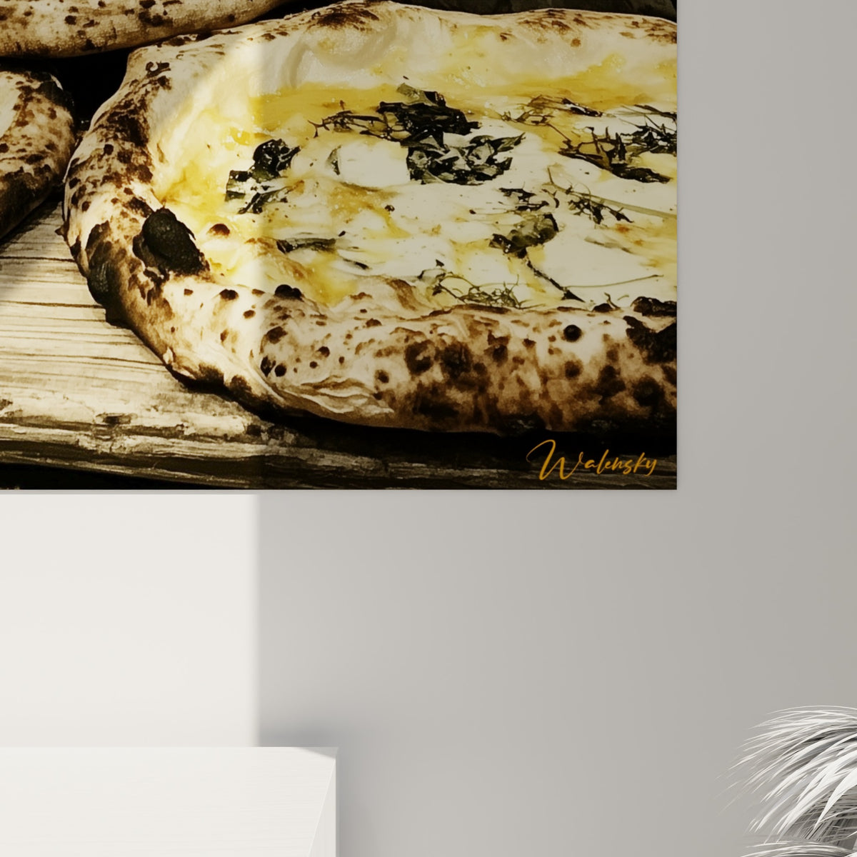 Empâtements de croûte brune et coulures de mozzarella crème visibles en gros plan sur la toile