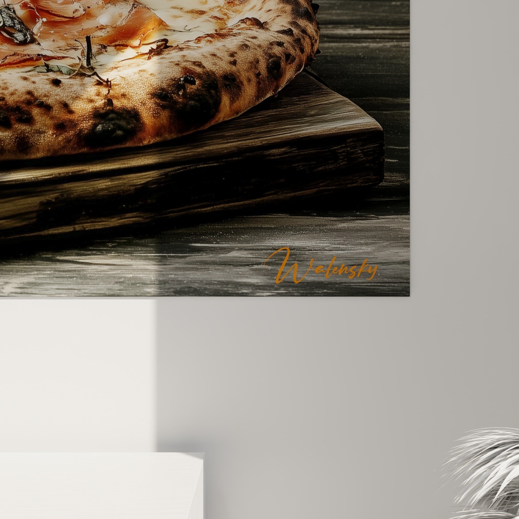 Empâtements de fromage fondu et bords carbonisés anthracite visibles sur cette toile de pizza dorée