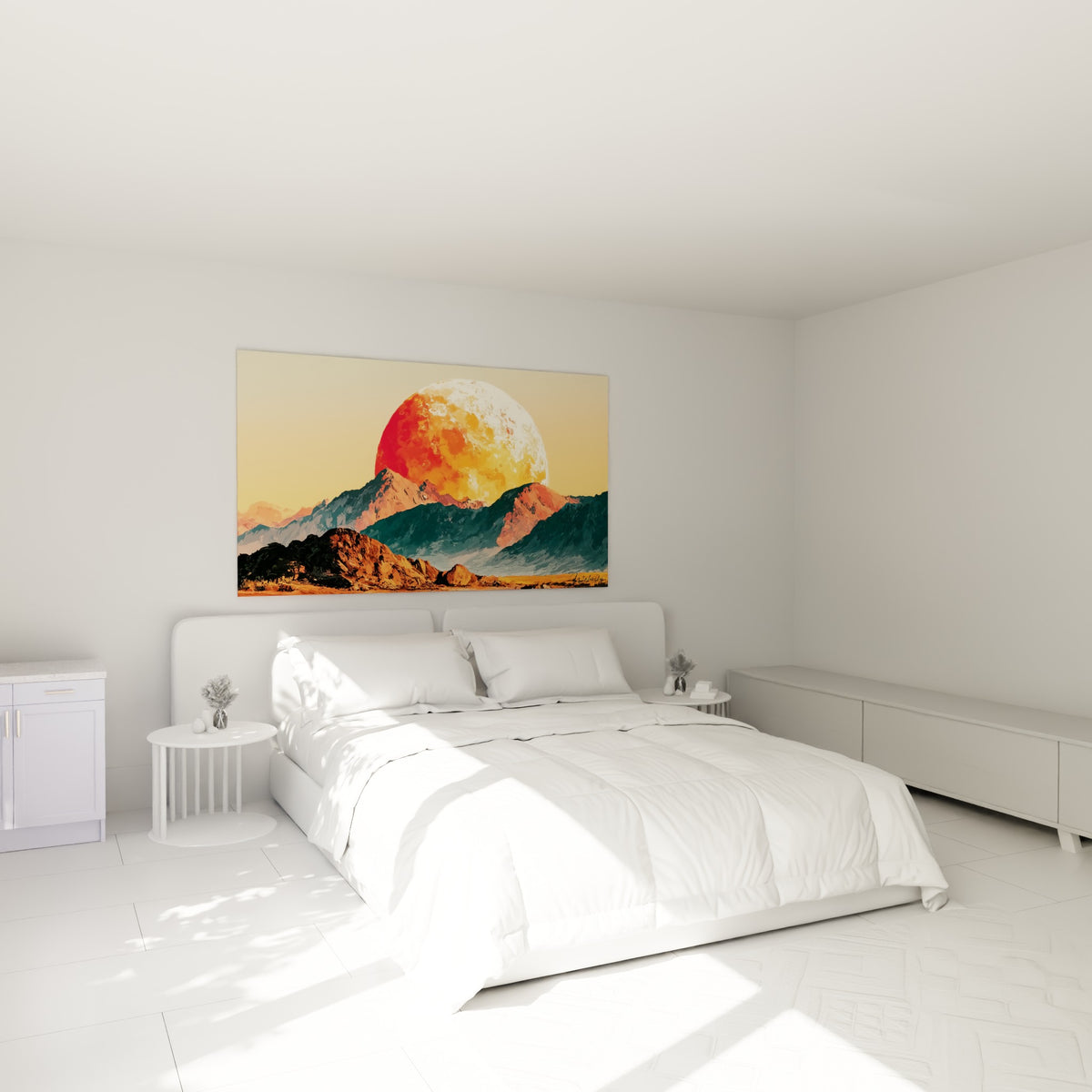 Astre rose et orangé surplombant des crêtes anthracite, accroché au-dessus d'un lit dans une chambre claire