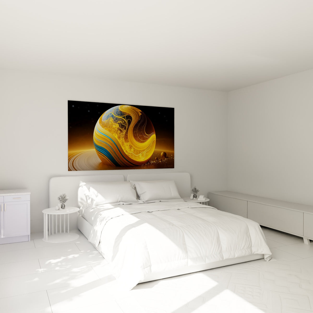 Astre doré et bleu marine à surface fractale, au-dessus d'un lit dans une chambre claire