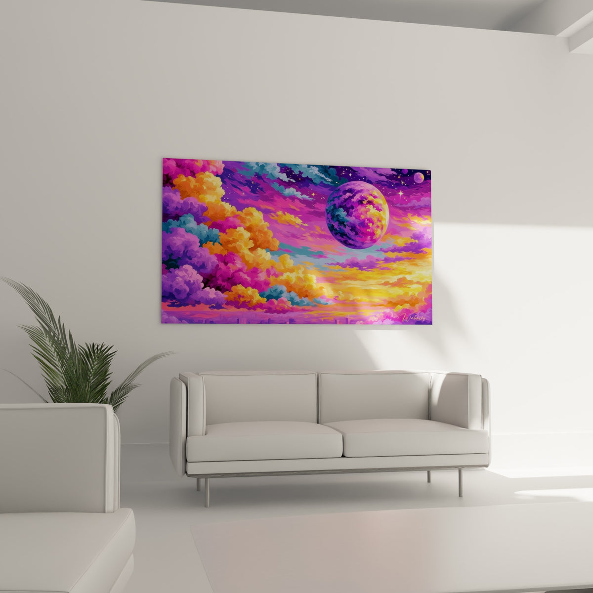 Astre bleuté cerné de volutes orange et fuchsia placé au-dessus d'un canapé dans un salon lumineux