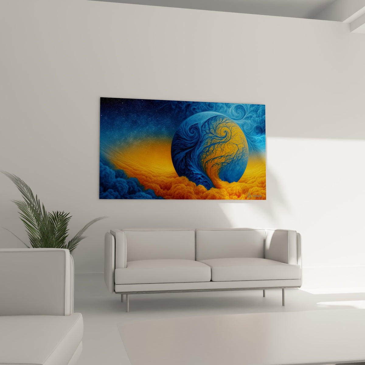 Globe fractal bleu nuit strié d'orange ardent, au-dessus d'un canapé dans un salon lumineux