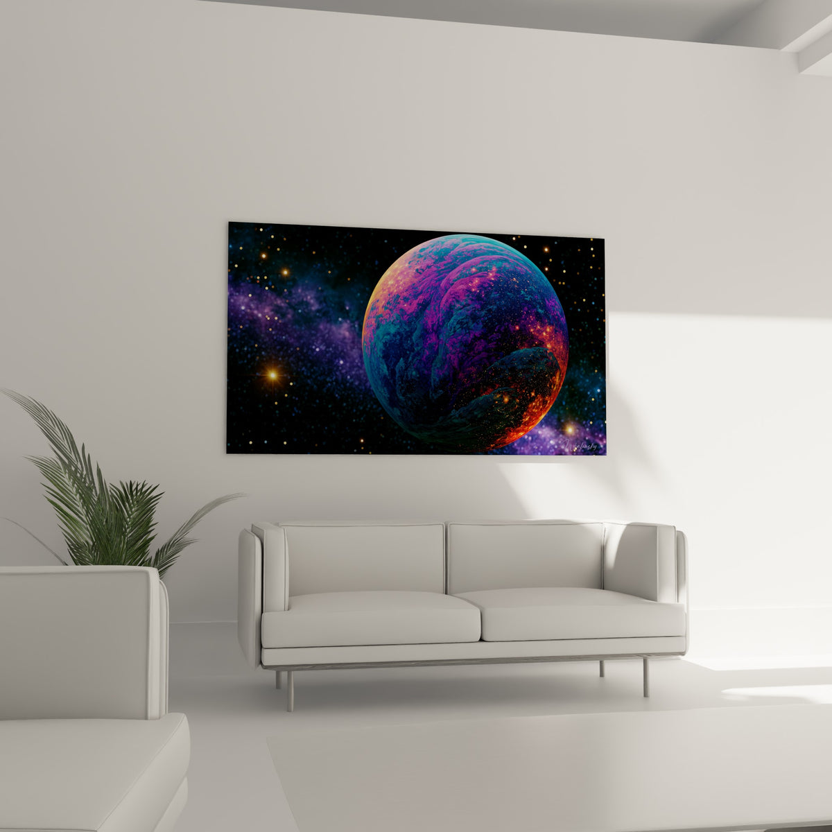 Sphère cosmique violette et cuivrée aux reflets bleu marine au-dessus d'un canapé dans un salon lumineux