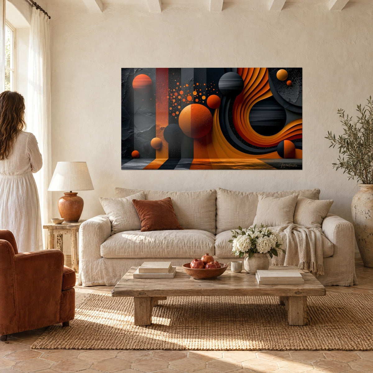 Tableau planètes orange et noires sur bandes verticales, volutes ondulées, au-dessus d'un canapé dans un salon lumineux