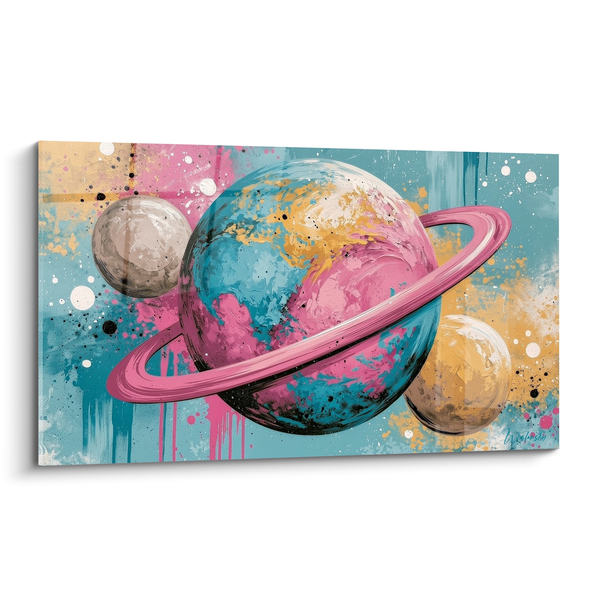 Planète rose et turquoise aux anneaux éclaboussés, entourée de deux lunes, style pop art expressif