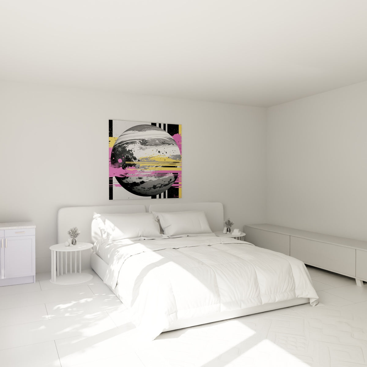 Sphère cosmique grise et rose fuchsia accrochée au-dessus d'un lit dans une chambre claire