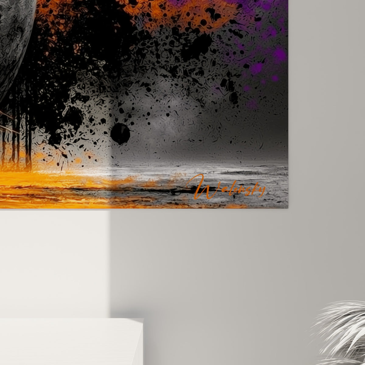 Grain de peinture révélant les coulures orange et les éclats violets sur la surface texturée de la planète