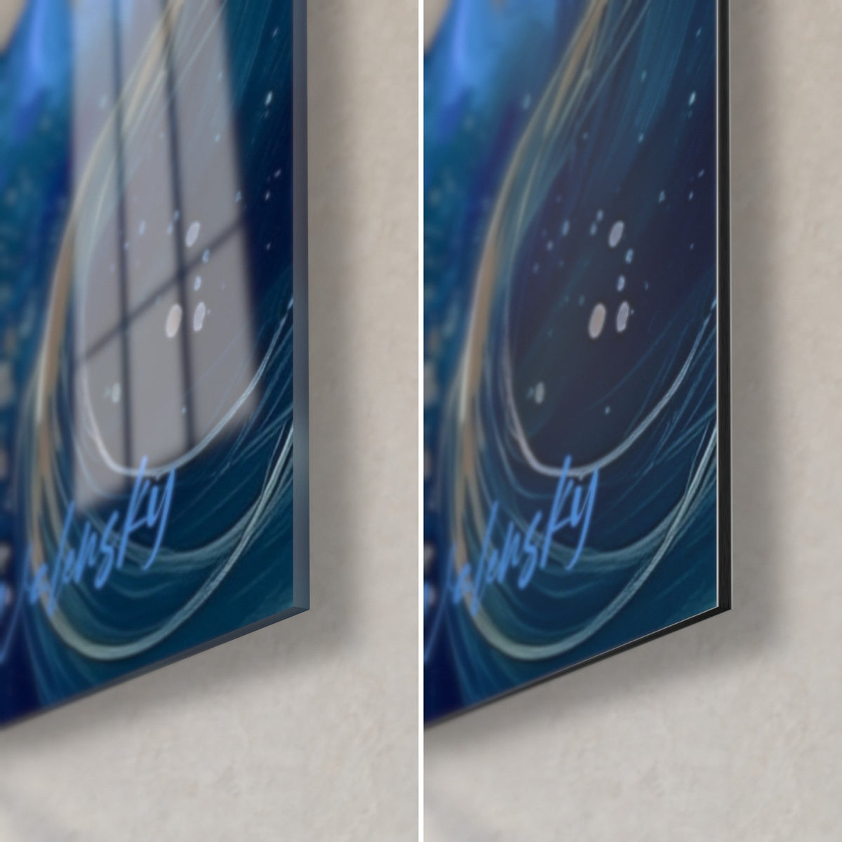 Tableau planète bleu cobalt et or, coin bas droit : verre acrylique brillant à gauche, Dibond mat à droite, tranche 3 mm