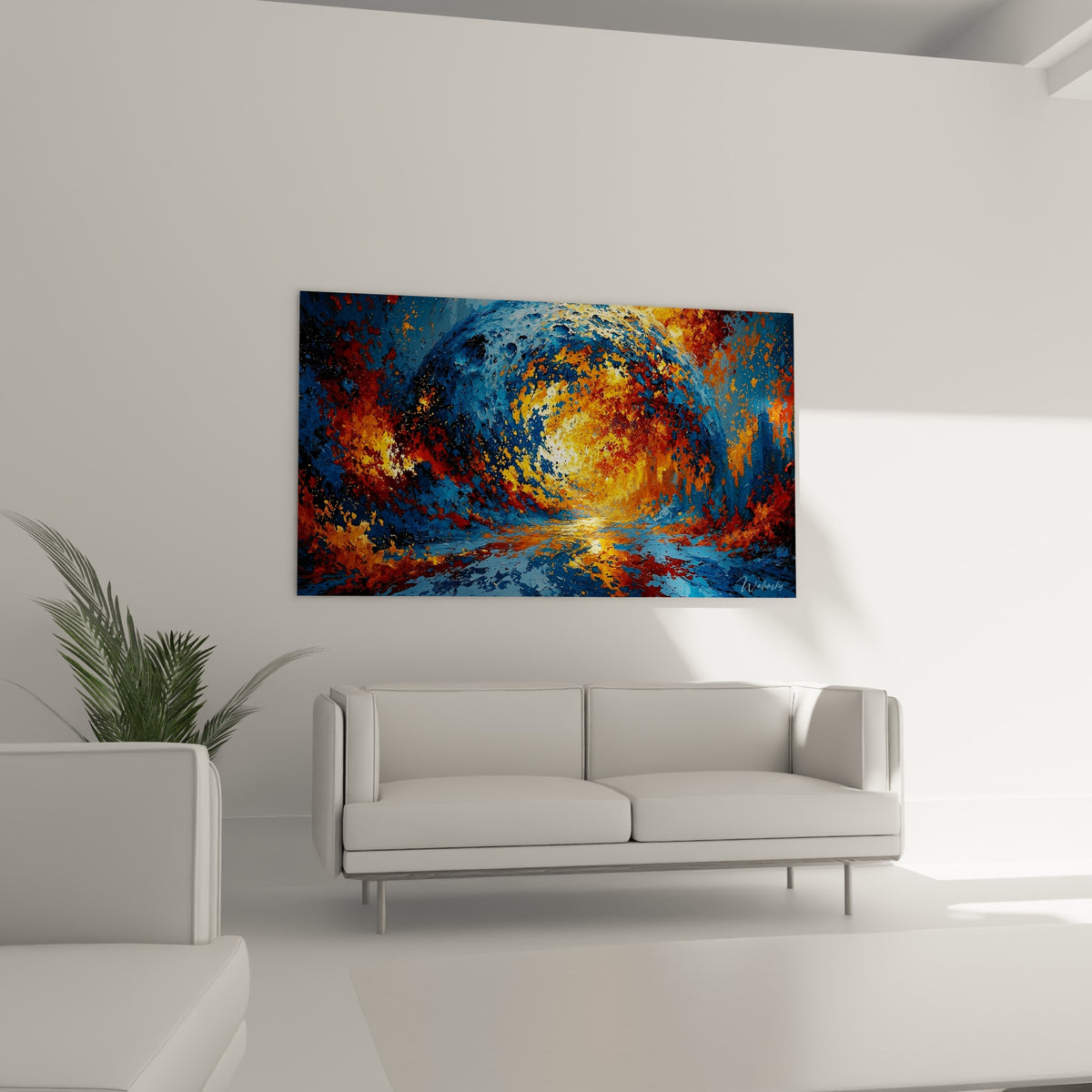 Tourbillon Planète orangé et bleu profond illuminé, au-dessus d'un canapé dans un salon lumineux