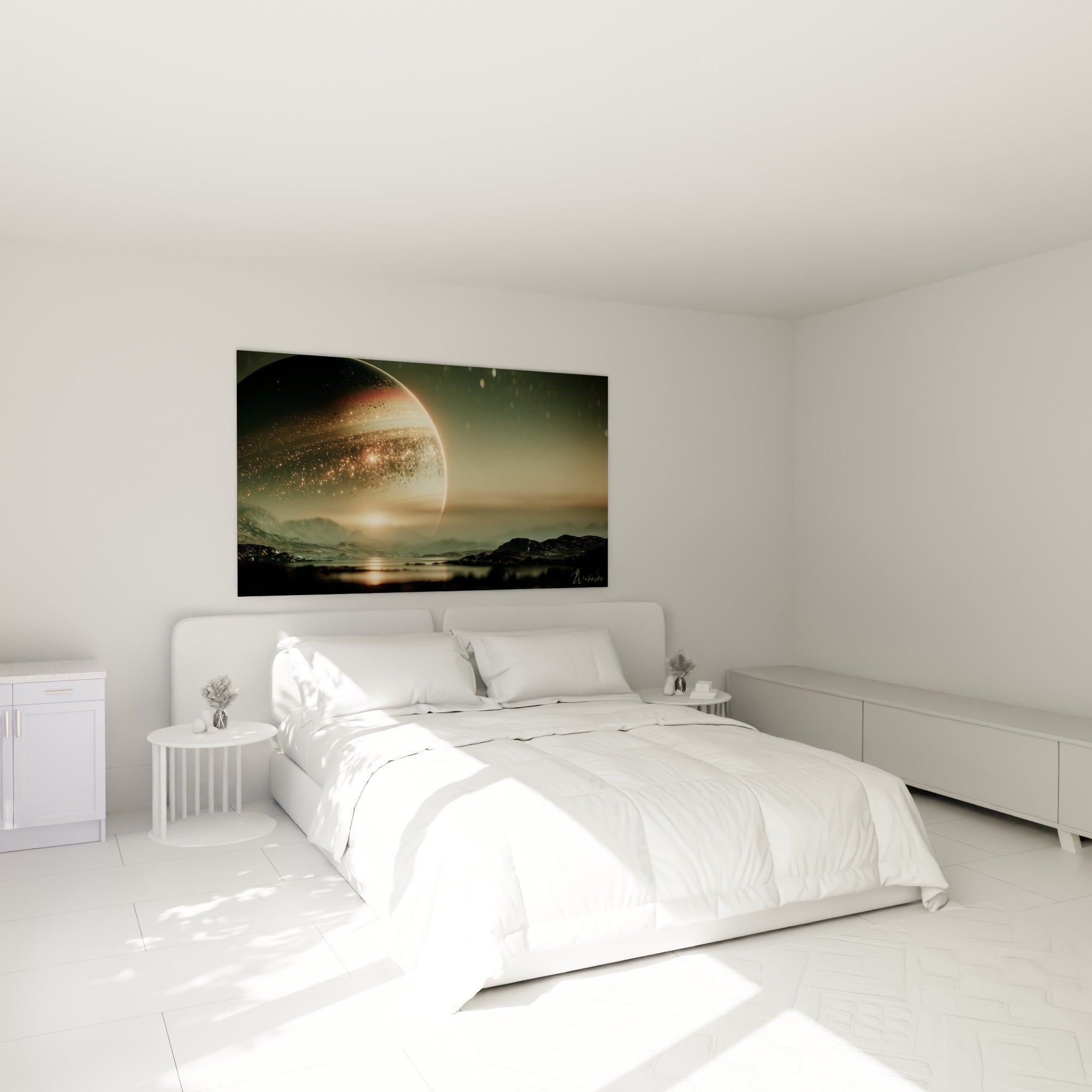 Astre bronze et vert scintillant surplombant un paysage montagneux, au-dessus d'un lit dans une chambre claire