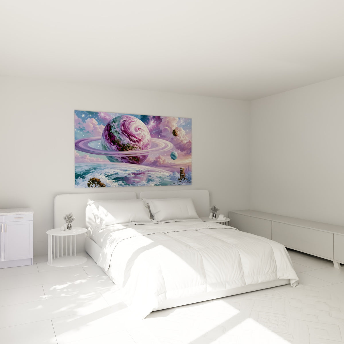 Sphère violette aux anneaux turquoise surplombant une mer de nuages, au-dessus d'un lit dans une chambre claire