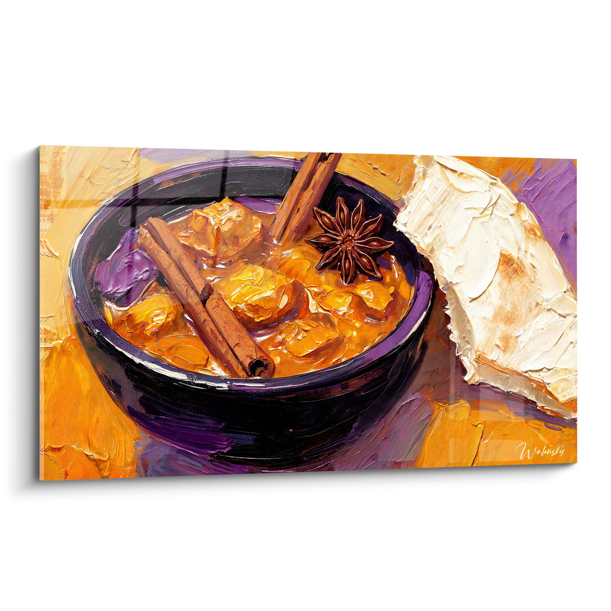 Tableau plat épicé aux bâtons de cannelle dorés et bol violet profond en pleine toile